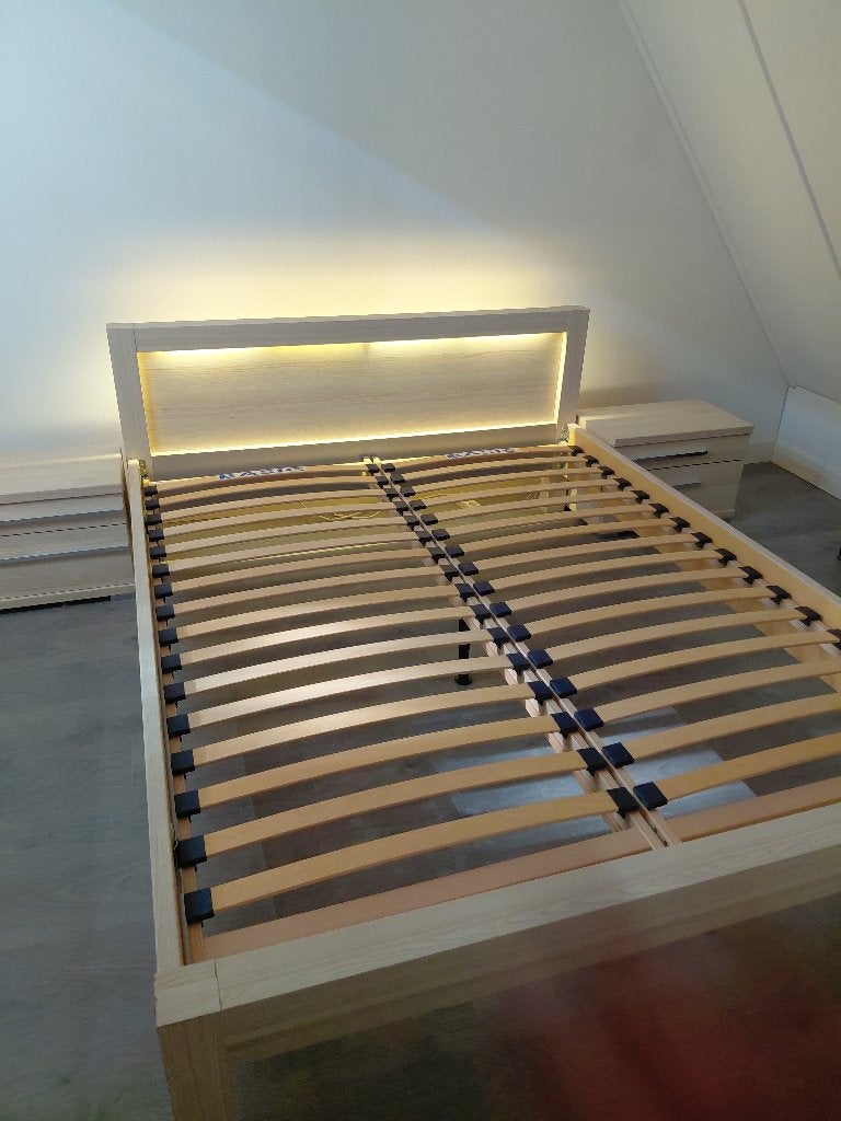 Tweepersoonsbed met nachtkastjes, Ophalen, Gebruikt, Tweepersoons, 160 cm