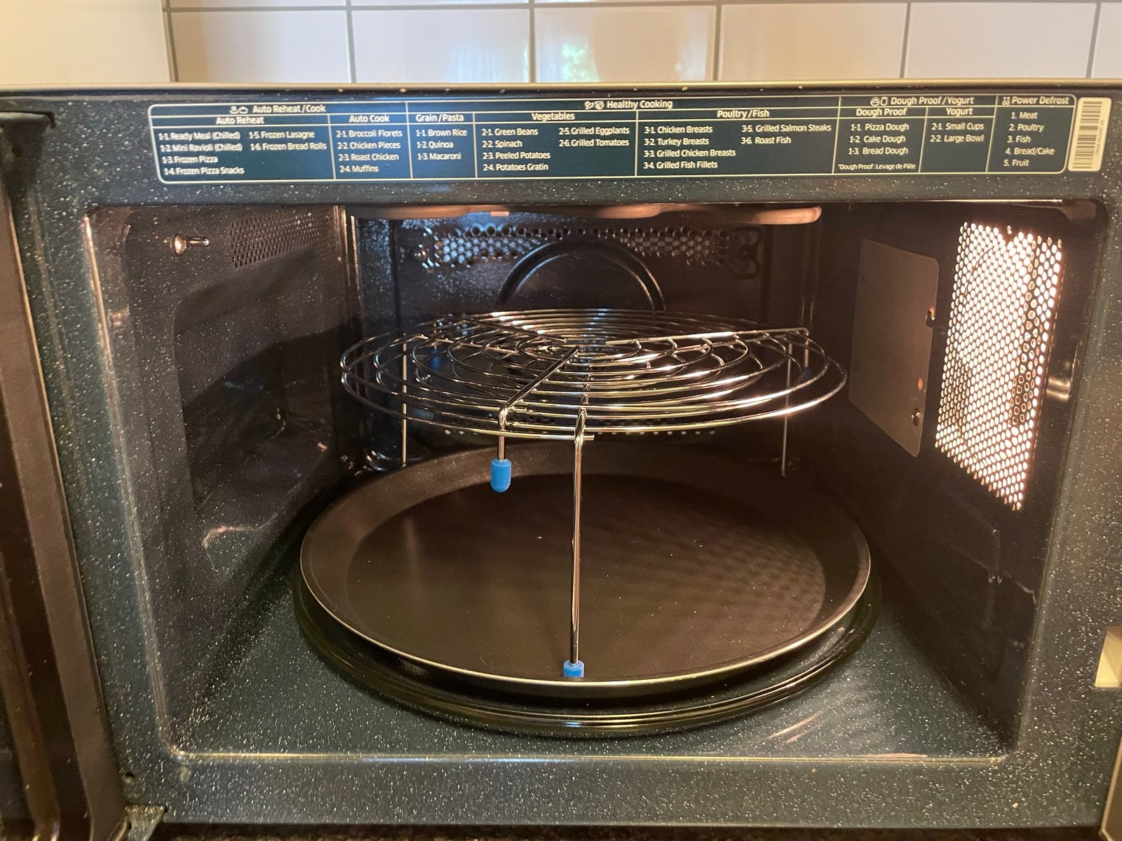 Samsung combimagnetron - Als nieuw - 51,5x36x30cm, Witgoed en Apparatuur, Magnetrons, Ophalen, Combimagnetron, Grill, Zo goed als nieuw