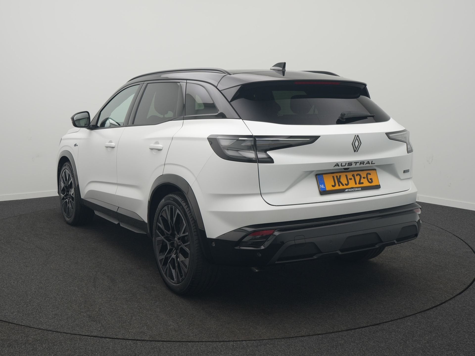 Renault Austral 1.2 E-Tech full hybrid 200 iconic esprit Alp, Gebruikt, Leder en Stof, Wit, Bedrijf