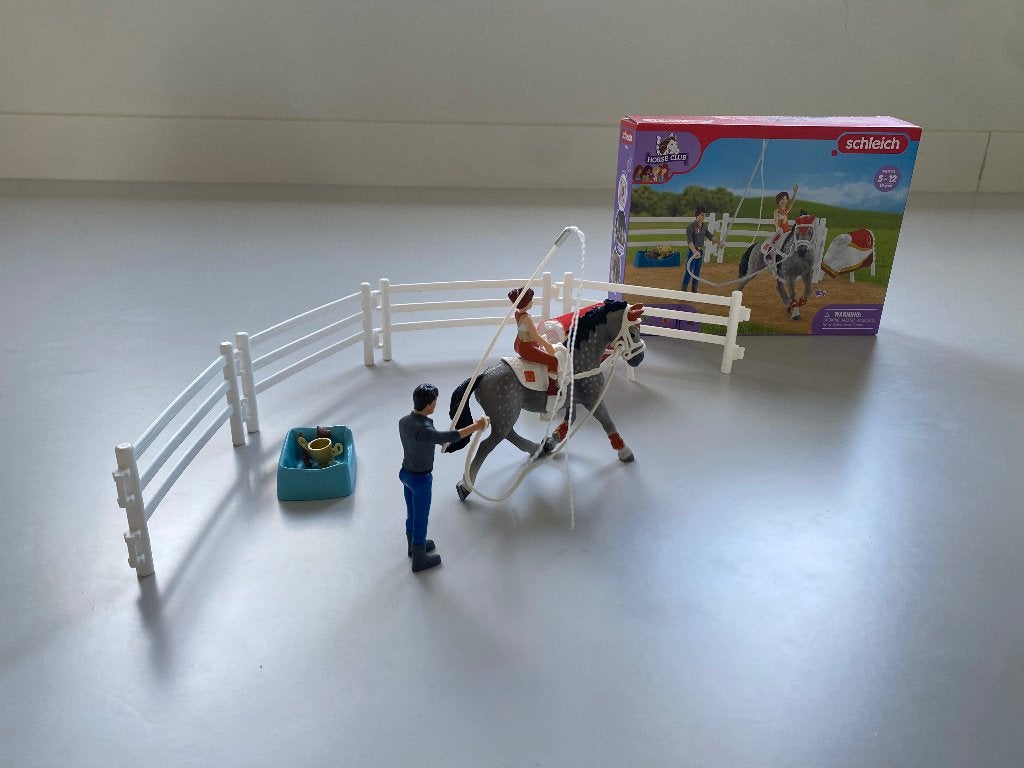 Schleich 42443 horse club mia's spring set, Verzamelen, Ophalen, Zo goed als nieuw