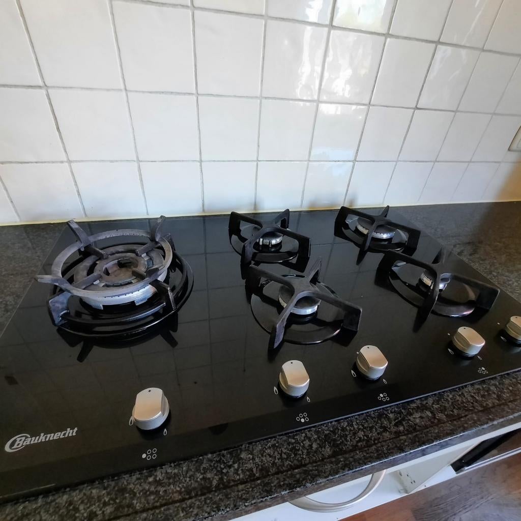 Bauknecht 5-pits gasfornuis - Zwart glas, Gebruikt, Ophalen of Verzenden, Inbouw, Gas