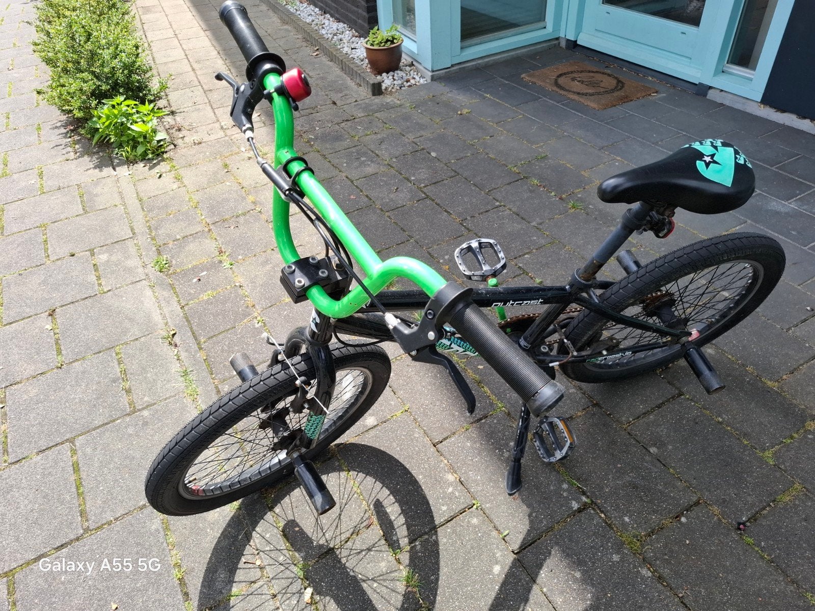 BMX Fiets Outcast - Gebruikt, Groen/Zwart, Fietsen en Brommers, Fietsen | Crossfietsen en BMX, Ophalen, Velgrem, Voetsteunen, 16 tot 20 inch