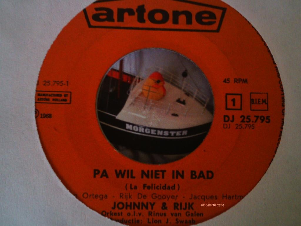 johnny & rijk - pa wil niet in bad  2mei, 7 inch, Single, Ophalen of Verzenden, Zo goed als nieuw