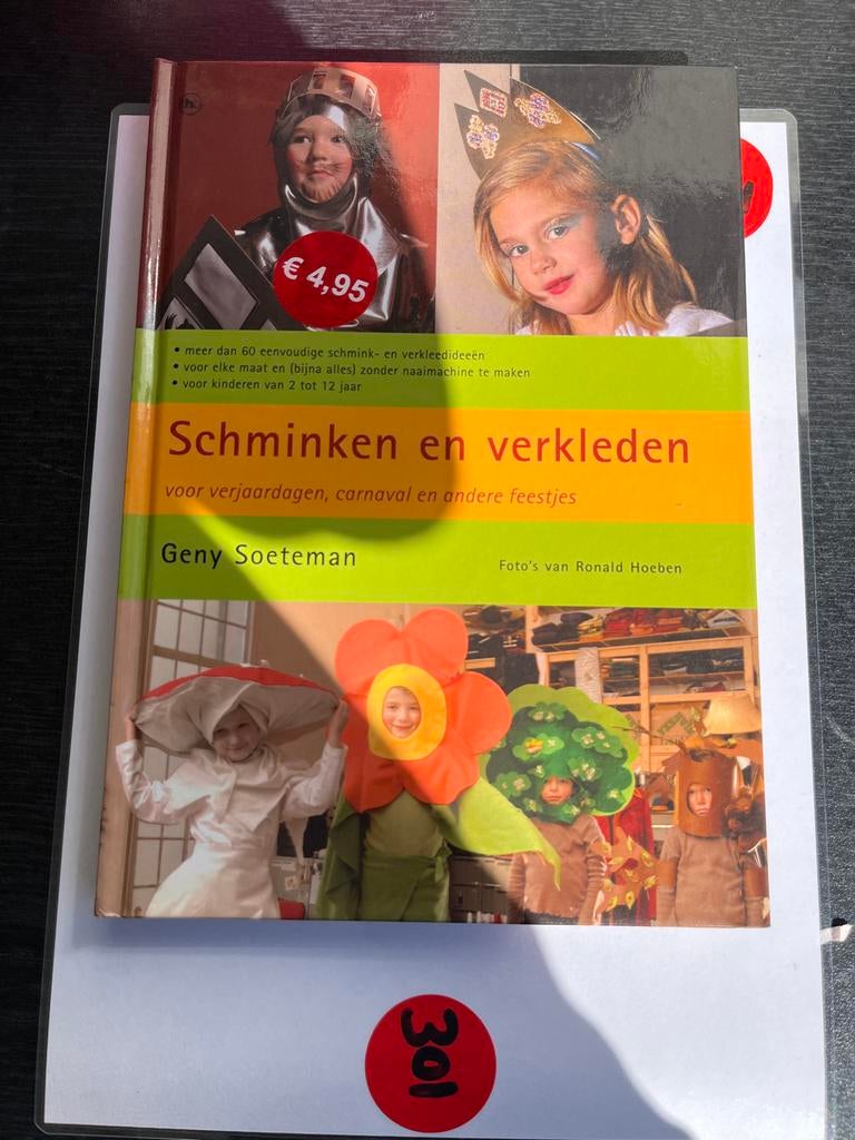 Schminken en Verkleden: Ideeën voor Feestjes, Ophalen of Verzenden, Zo goed als nieuw, Non-fictie