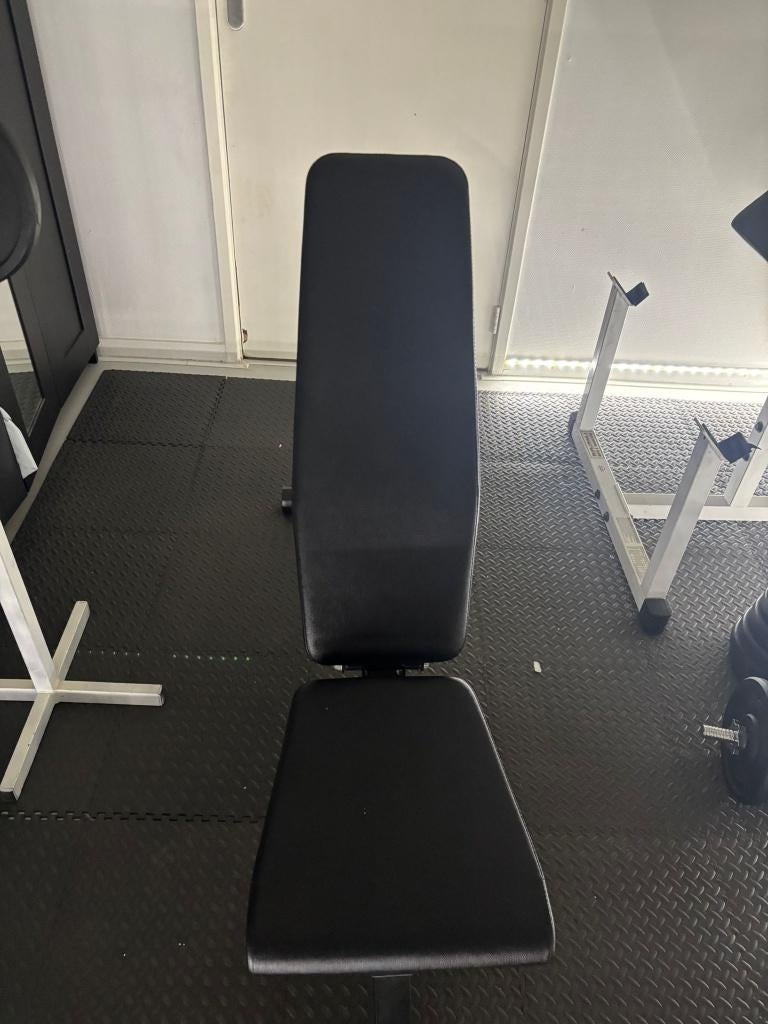Fitness Bank en bijpassende Gewichten/Halters, Ophalen, Overige materialen, Benen, Krachtstation