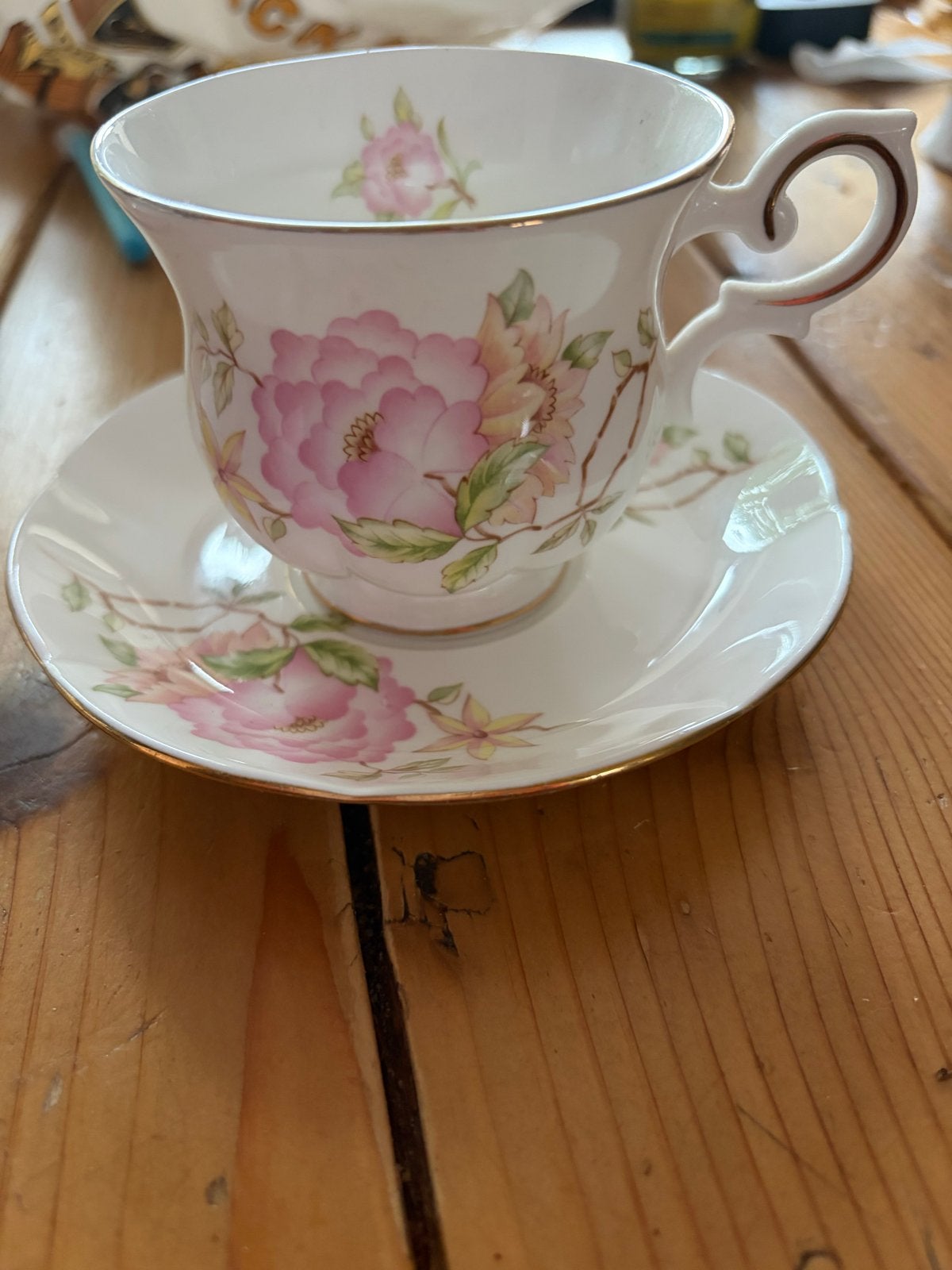 Royal Canterbury Antonia theekop en schotel, Antiek en Kunst, Ophalen of Verzenden
