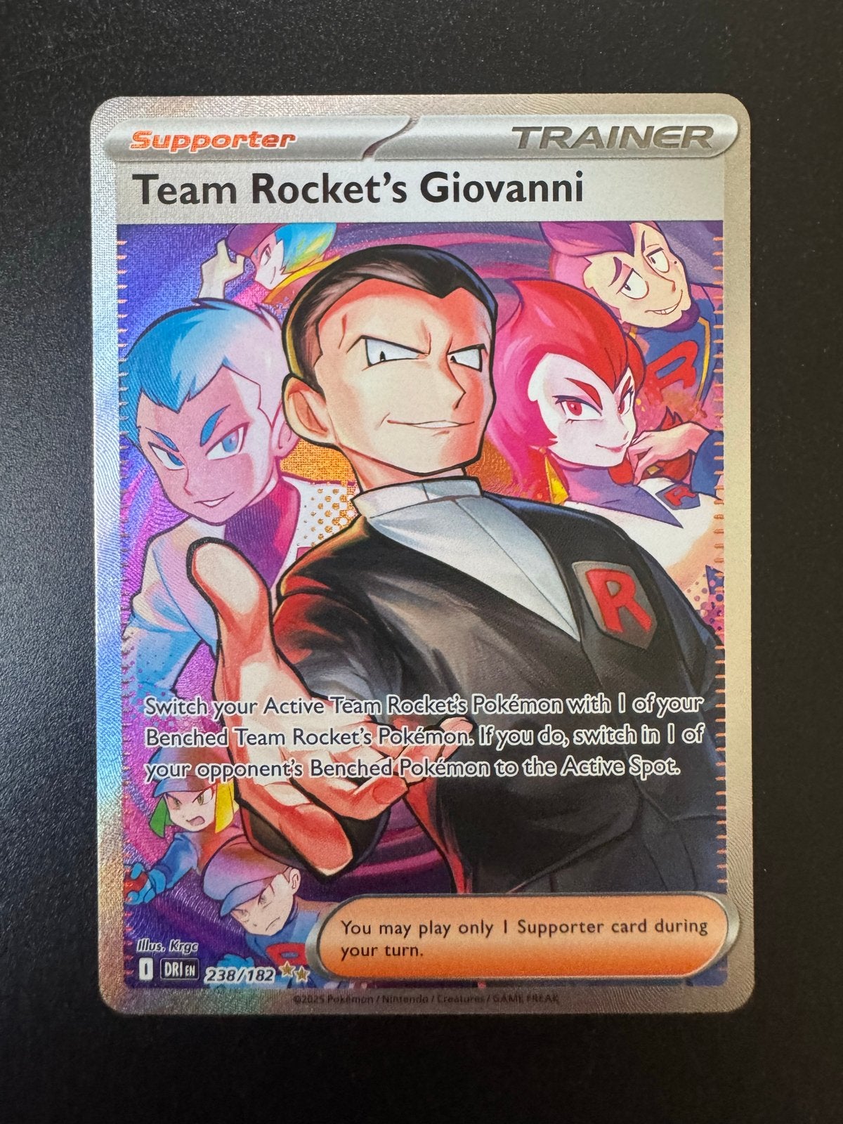 Team Rocket's Giovanni Supporter Pokémon Kaart (Foil), Ophalen of Verzenden, Zo goed als nieuw, Losse kaart, Foil