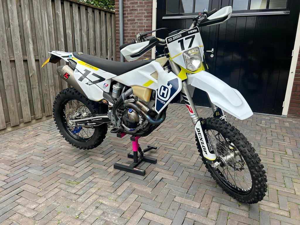 Husqvarna FE 350 2022, Motoren, Sportuitlaat, Gebruikt, Particulier, Meer dan 35 kW