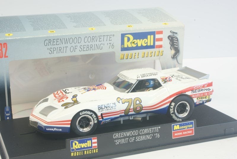 Revell 1:32 Greenwood Corvette Spirit of Sebring 76 Re 08354, Kinderen en Baby's, Speelgoed | Racebanen, Overige merken, Racebaan