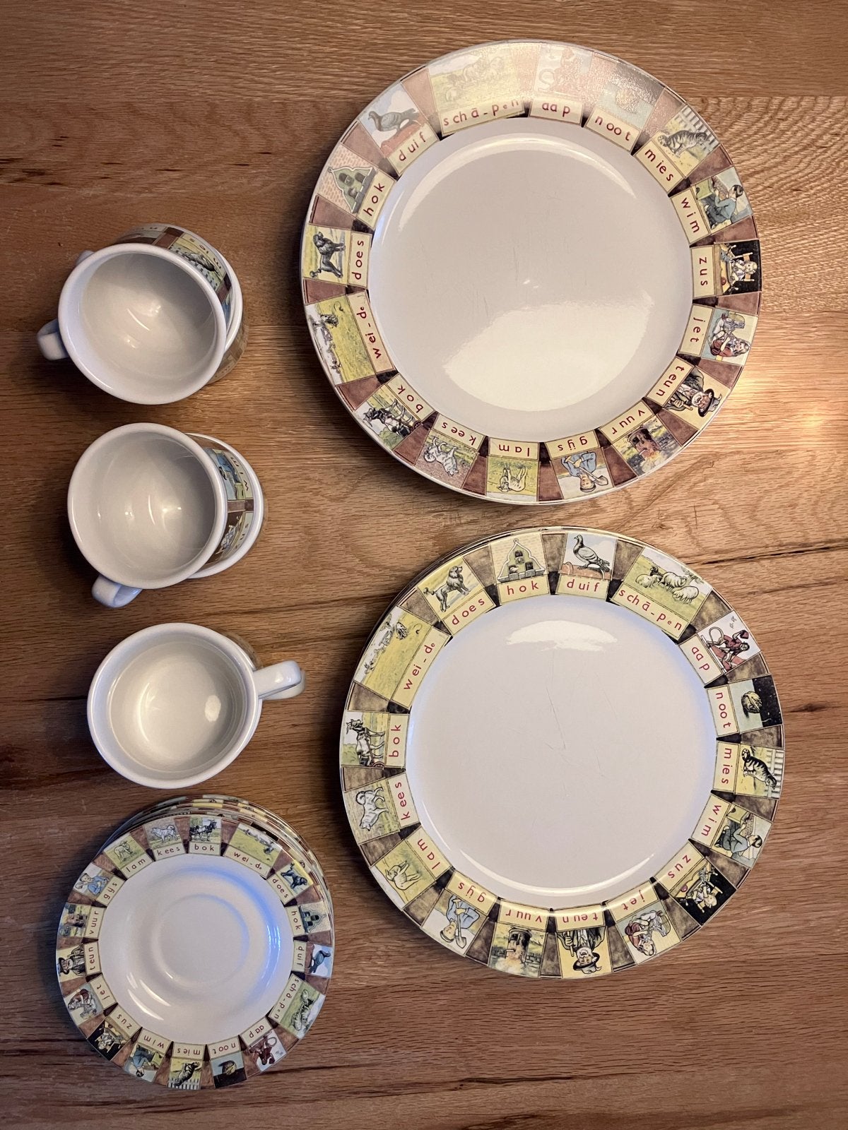 servies aap noot mies, Huis en Inrichting, Keuken | Servies, Overige merken, Keramiek, Ophalen of Verzenden, Zo goed als nieuw