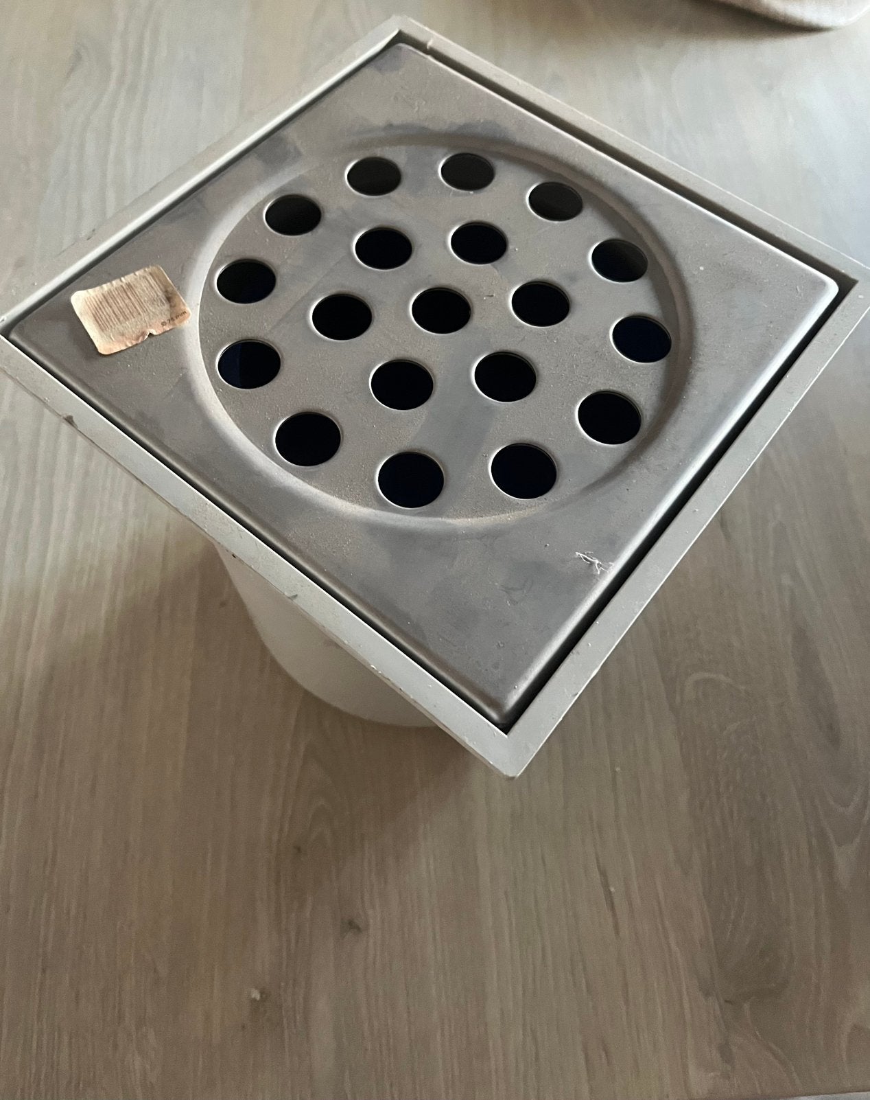 Vloerput afvoerput  20x20 cm met onderuitlaat van ø75 nieuw, Doe-het-zelf en Verbouw, Pvc, Ophalen of Verzenden, Zo goed als nieuw