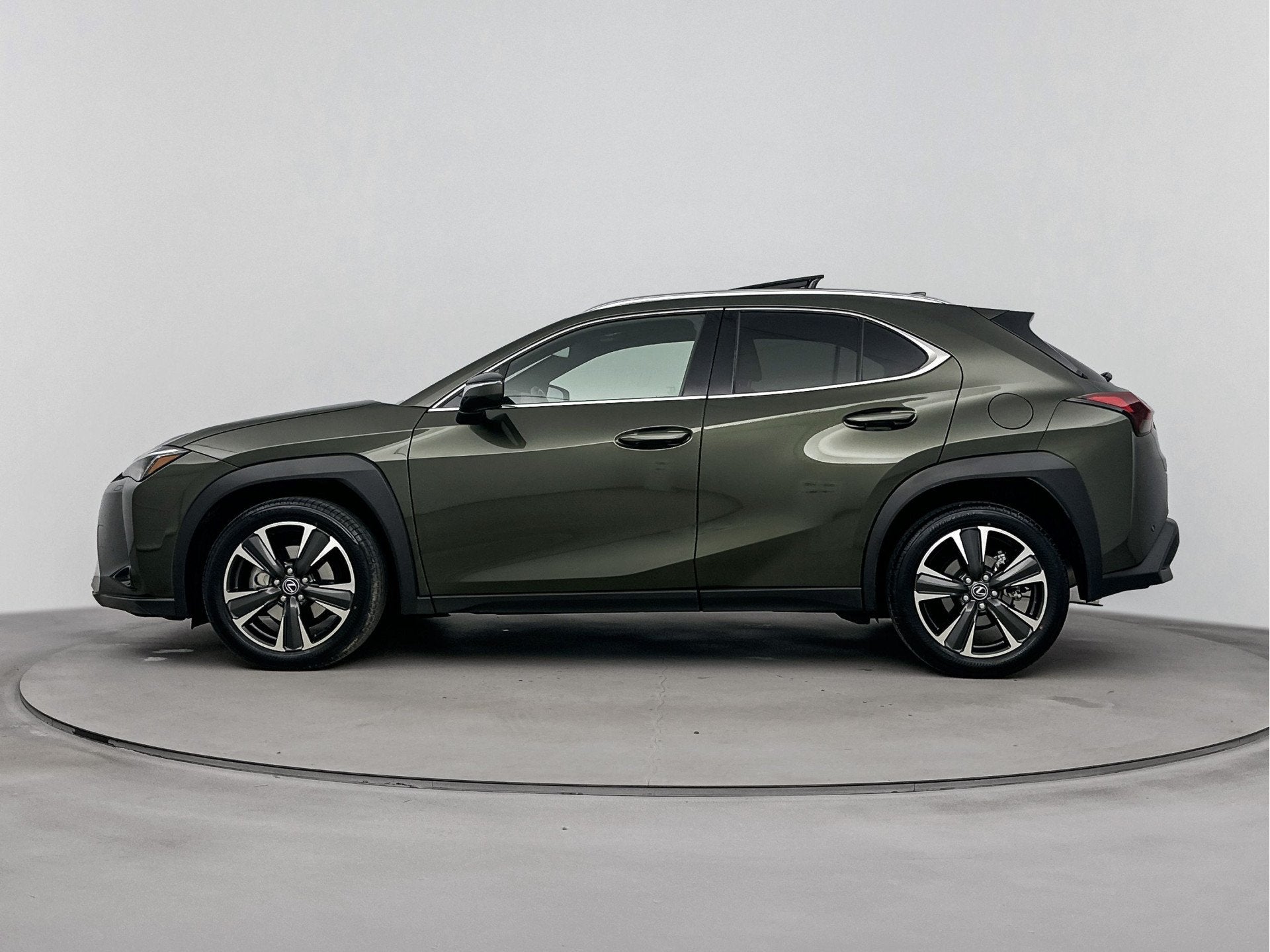 Lexus UX 300h Luxury Line | BTW-Auto | Schuif - Kanteldak |, 12 maanden, Gebruikt, 4 cilinders, 184 pk