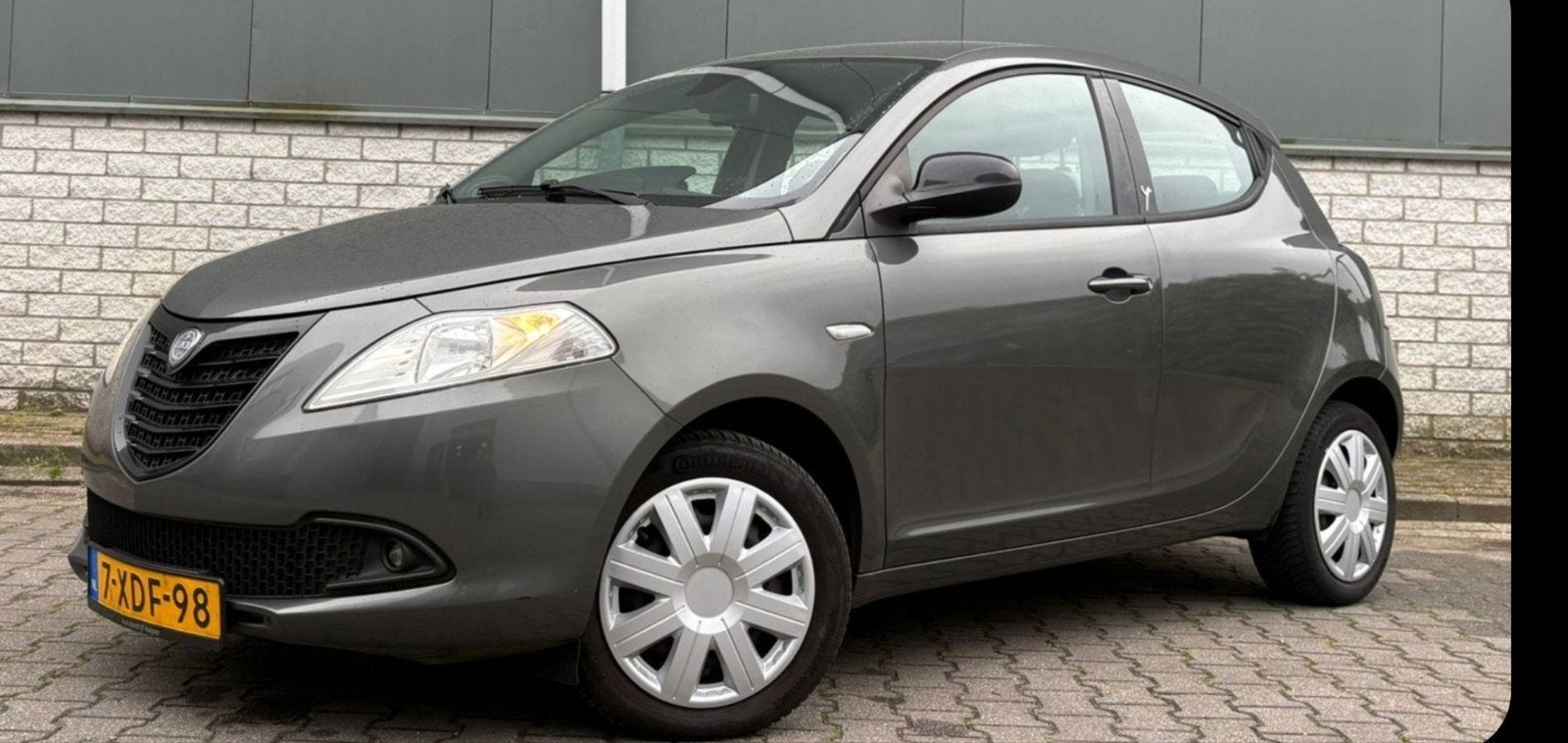 Lancia Ypsilon 0.9 Twinair 80PK 2014 Grijs APK TOT MEI 2027, Voorwielaandrijving, Leder en Stof, Origineel Nederlands, Handgeschakeld