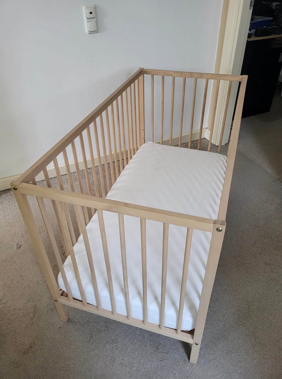 Ikea sniglar beuken babybed, Ophalen, Zo goed als nieuw, Ledikant