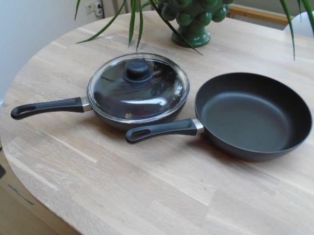 2x Scanpan Classic sauteerpan, hapjespan non-stick 24 cm, Keramische plaat, Aluminium, Ophalen of Verzenden, Zo goed als nieuw