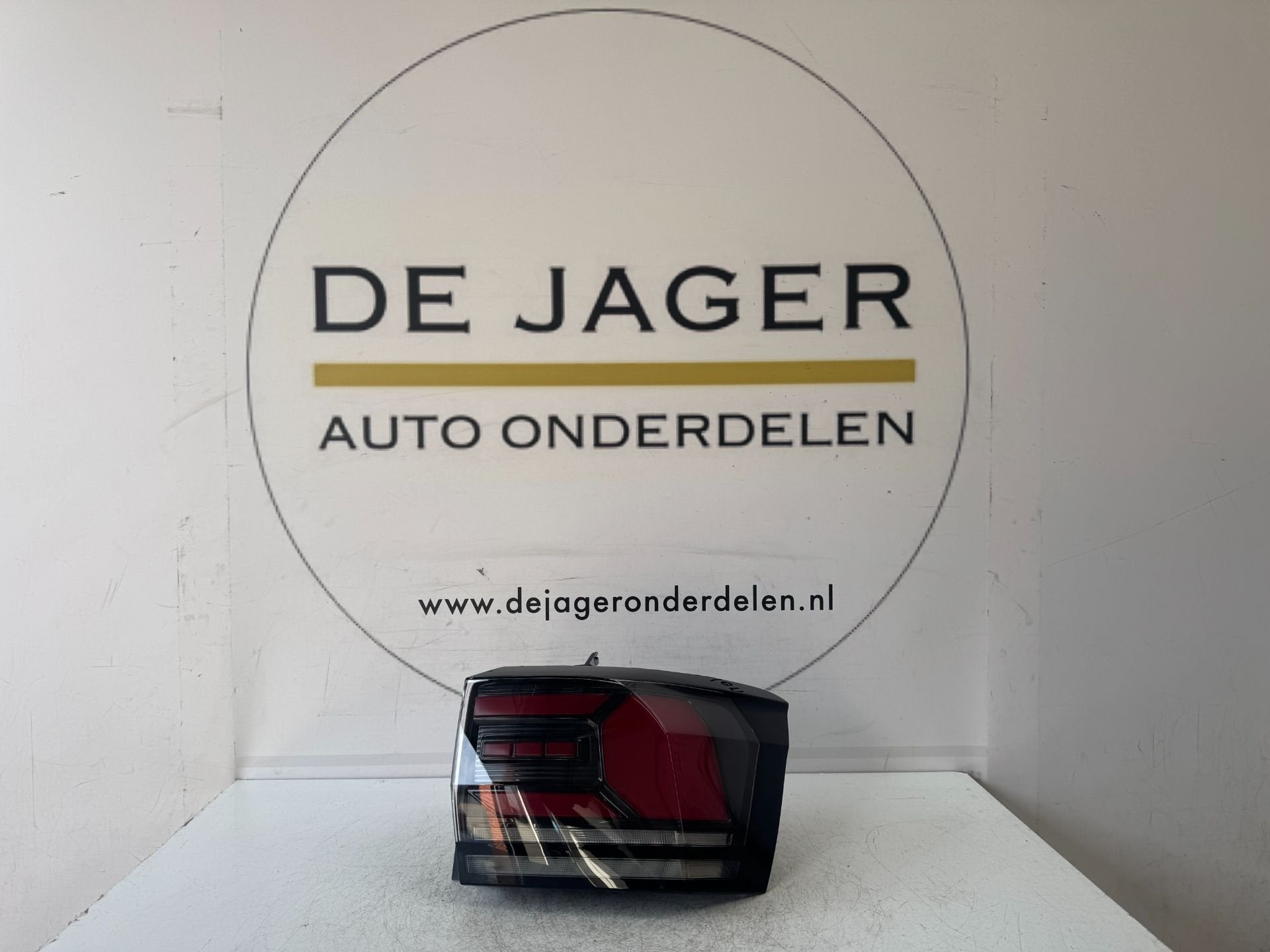 VW T CROSS T-CROSS FACELIFT LED ACHTERLICHT 2GM945096F, Auto-onderdelen, Gebruikt, Volkswagen, Volkswagen AG, Berliner Ring 2
38440  Wolfsburg, DE