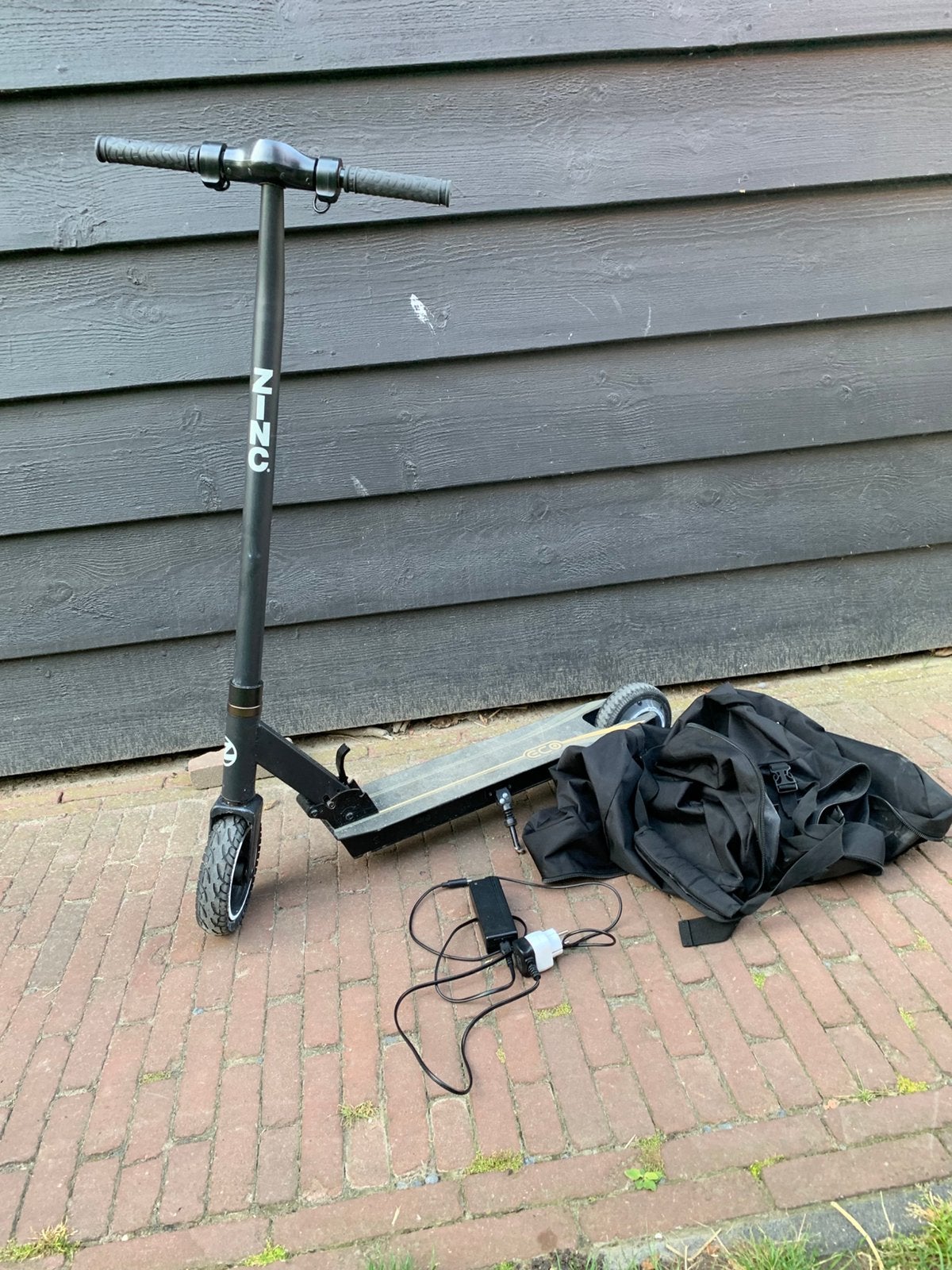 Zinc e step, Ophalen of Verzenden, Gebruikt, Elektrische step (E-scooter)