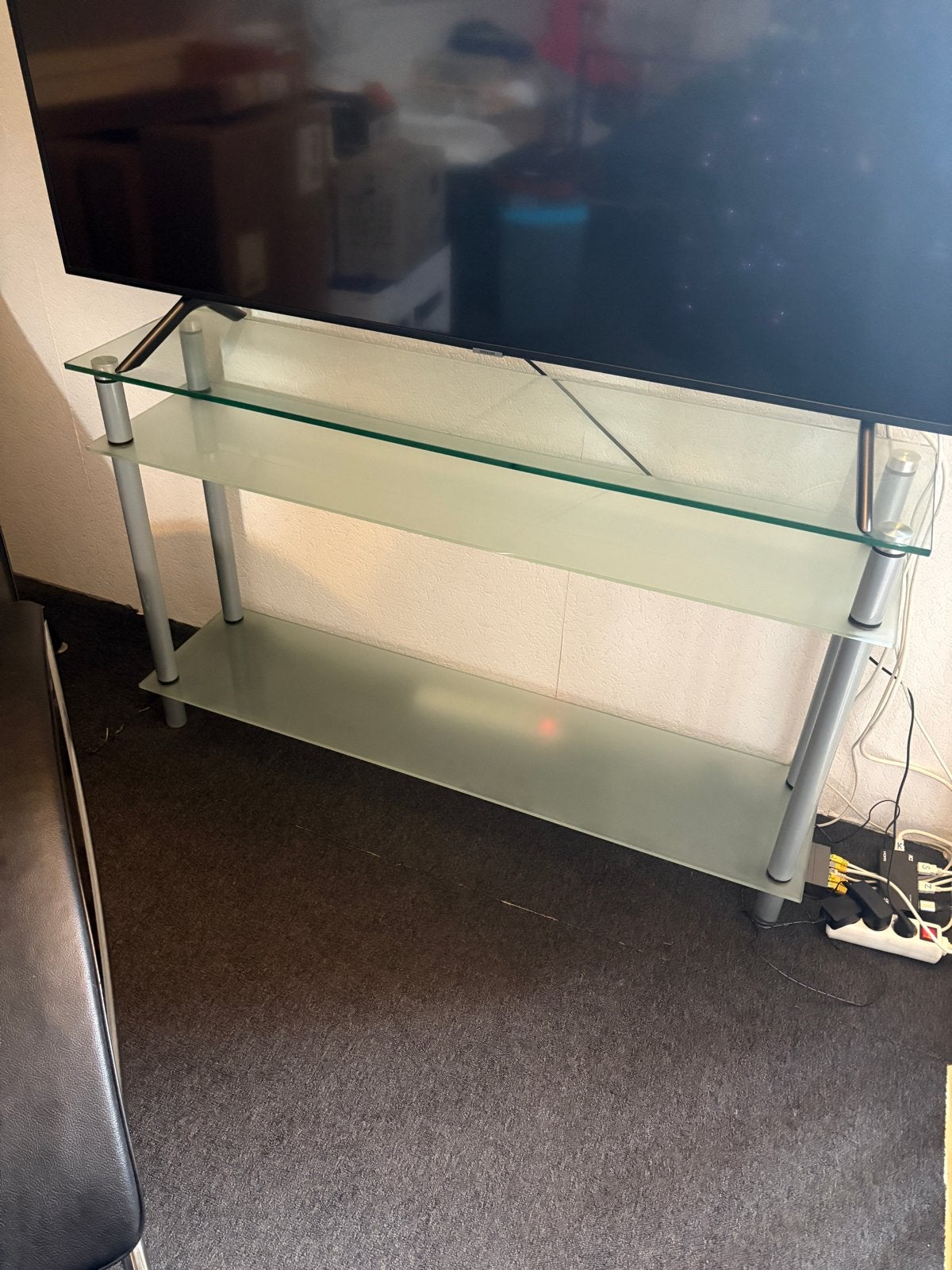 Glazen TV-meubel / Glazen sidetable, Ophalen, 100 tot 150 cm, Glas, Zo goed als nieuw