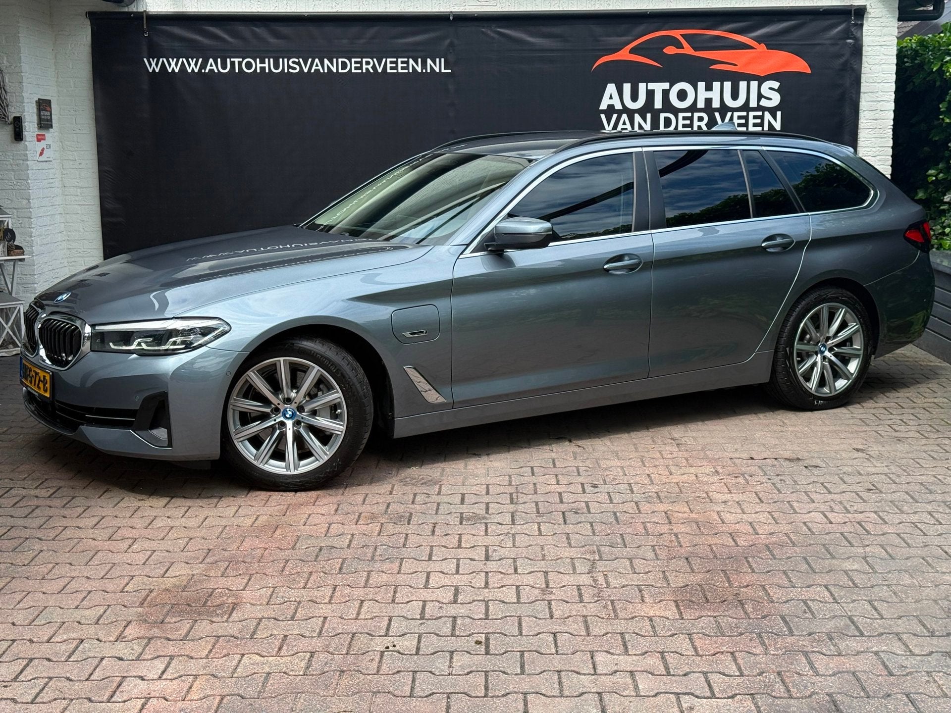 BMW 5-serie Touring 530e Business Edition Plus, ACC/Clima/Le, Auto's, BMW, 1998 cc, Achterwielaandrijving, Gebruikt, 4 cilinders