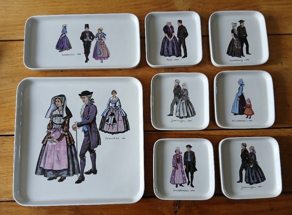 Villeroy en Boch 8-delig porselein gebakstel, jaren 60., Huis en Inrichting, Villeroy & Boch, Ophalen of Verzenden, Zo goed als nieuw