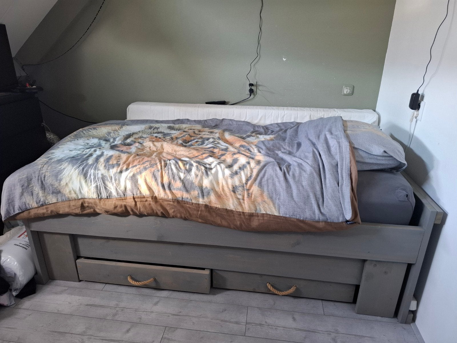 Rockwood Marijn, met uitschuifbed met opberglades, Ophalen, 180 cm of meer, 85 tot 100 cm, Matras