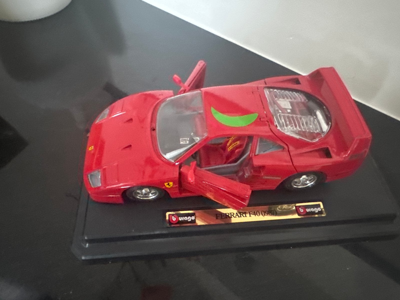 Burago Ferrari F40 (1987) modelauto, Ophalen of Verzenden, Zo goed als nieuw, Auto, Bburago