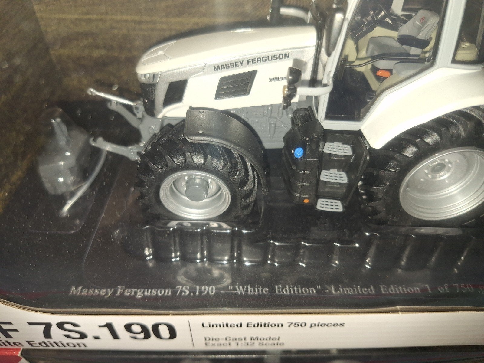 UH Massey Ferguson 7S.190 white edition (nieuw in doos), Ophalen of Verzenden, Nieuw, Tractor of Landbouw, Universal Hobbies