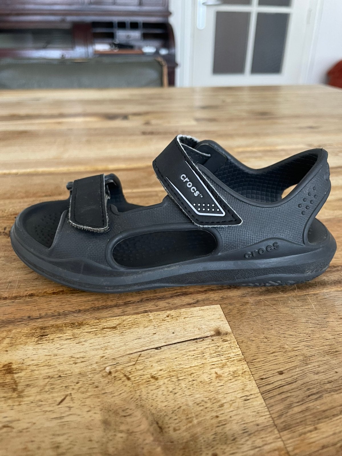 CROCS swift water  sandalen Zwart maat 25 maat 9, Jongen of Meisje, Overige typen, Ophalen of Verzenden, Zo goed als nieuw