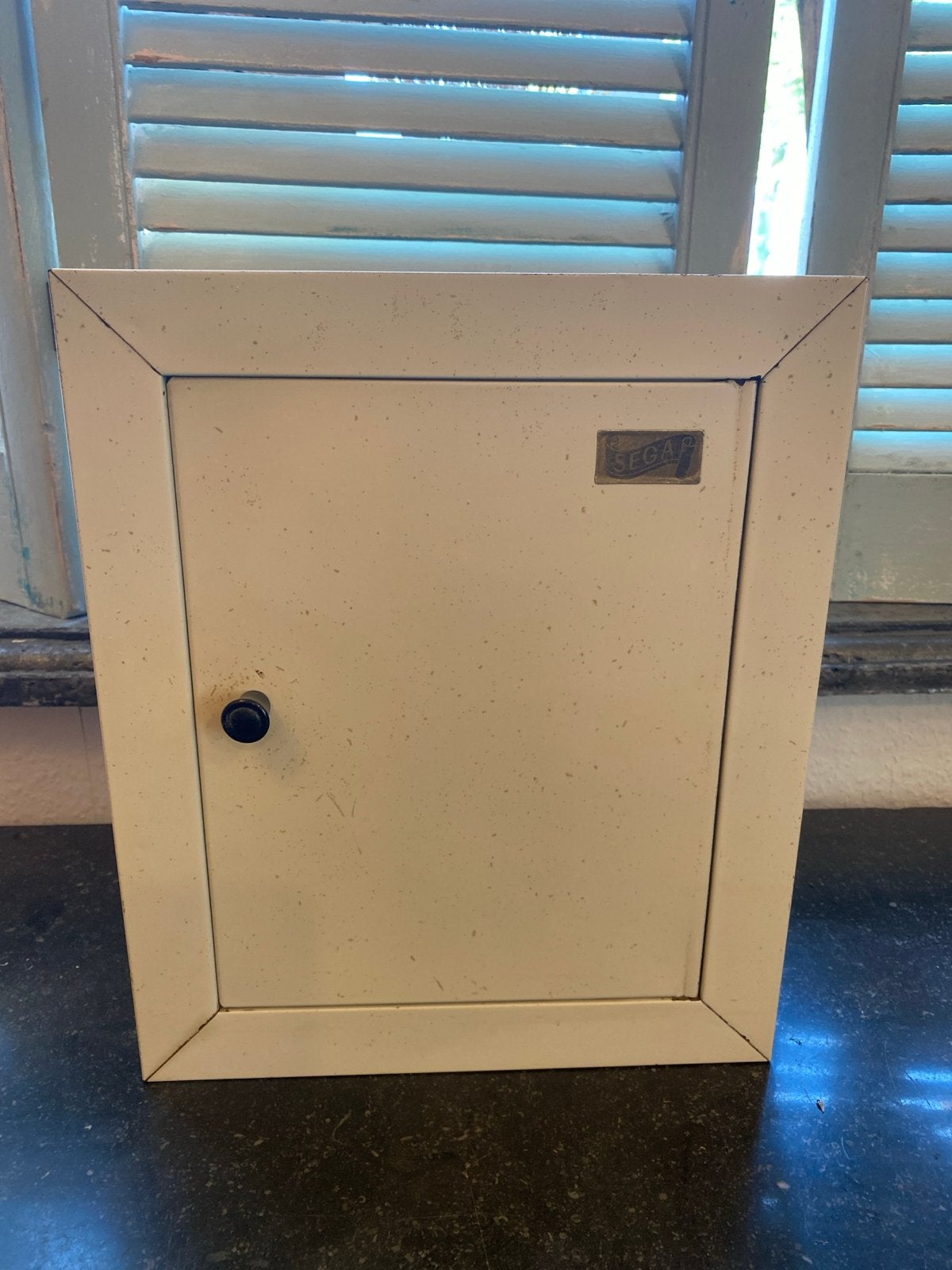 Vintage metal kastje met deur - SEGAP, Huis en Inrichting, Ophalen, Minder dan 50 cm, Gebruikt, Minder dan 25 cm