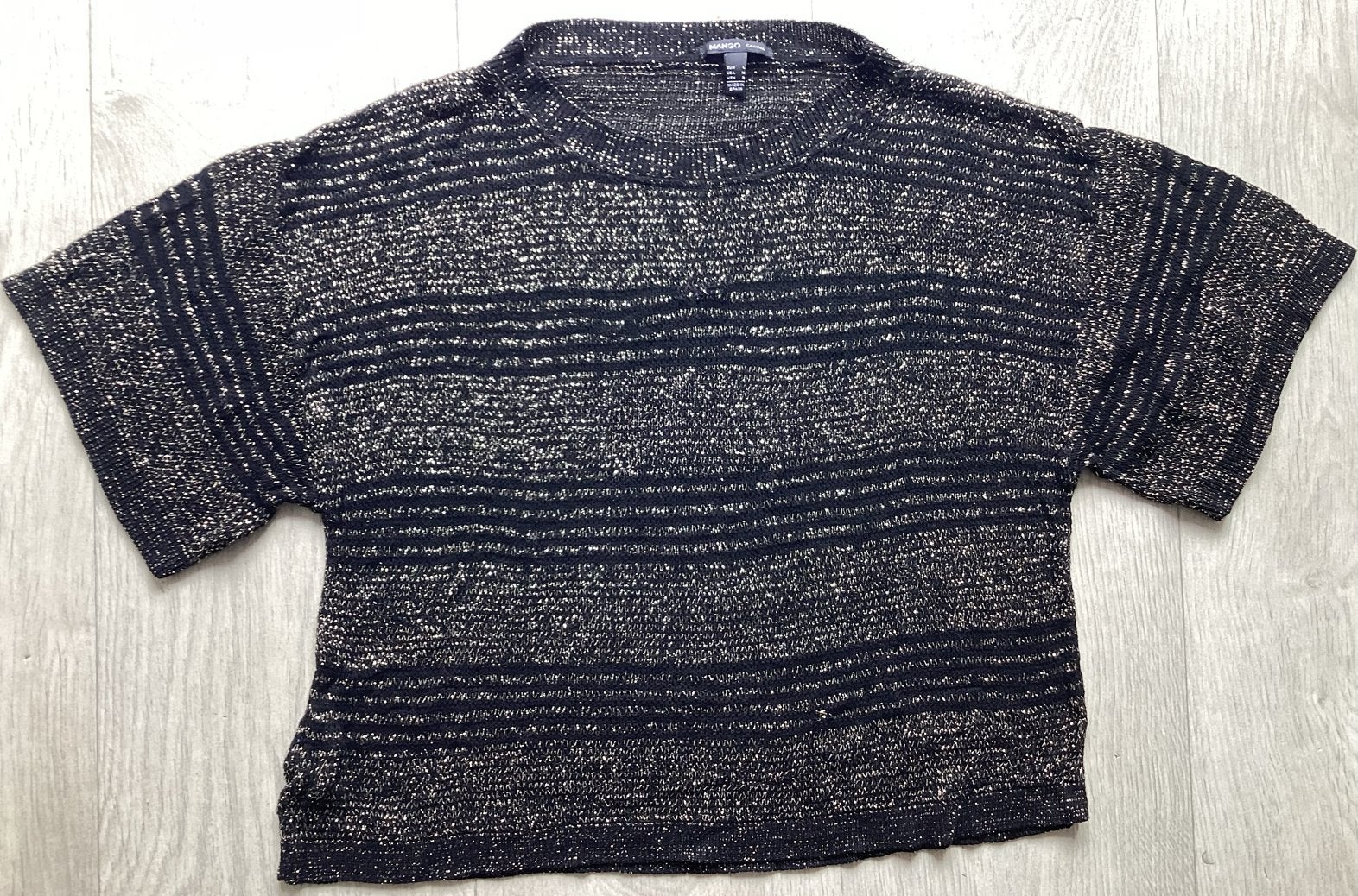 Mango zwart met goud top maat L, Zwart, Maat 42/44 (L), Ophalen of Verzenden, Korte mouw