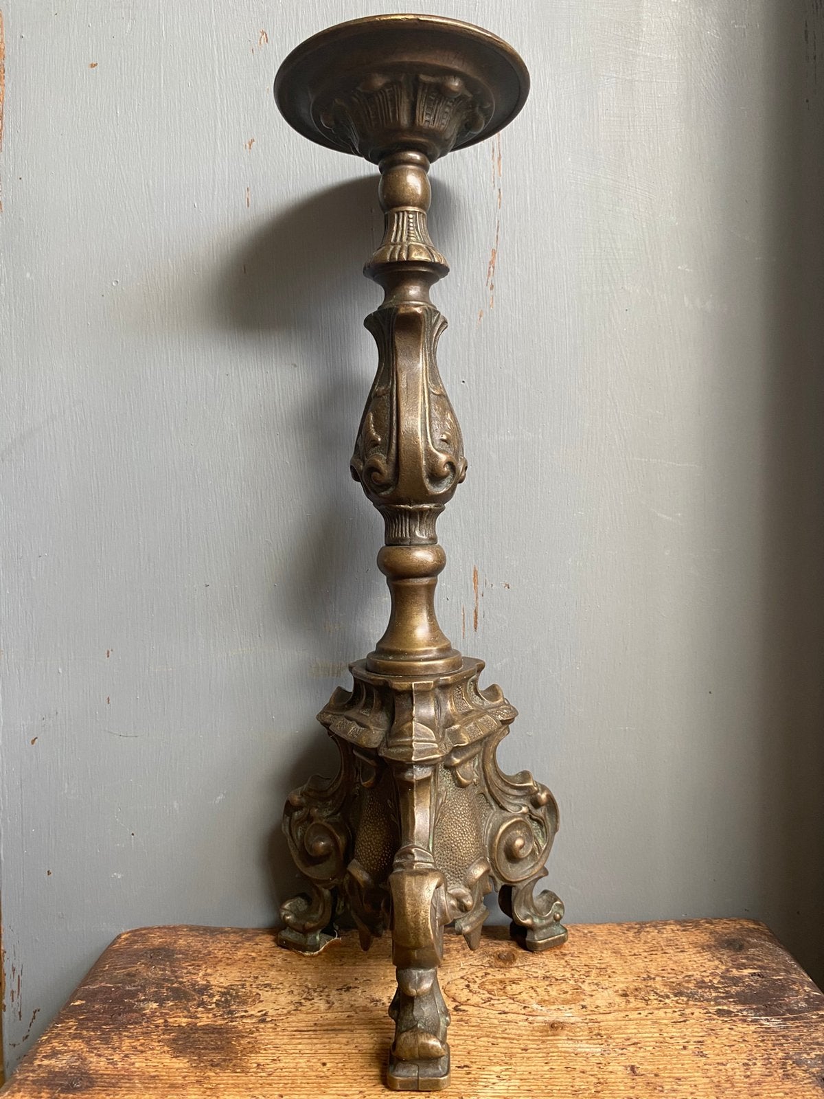 Antieke kandelaar - Barokke Rococo-stijl!, Ophalen of Verzenden, Koper of Brons