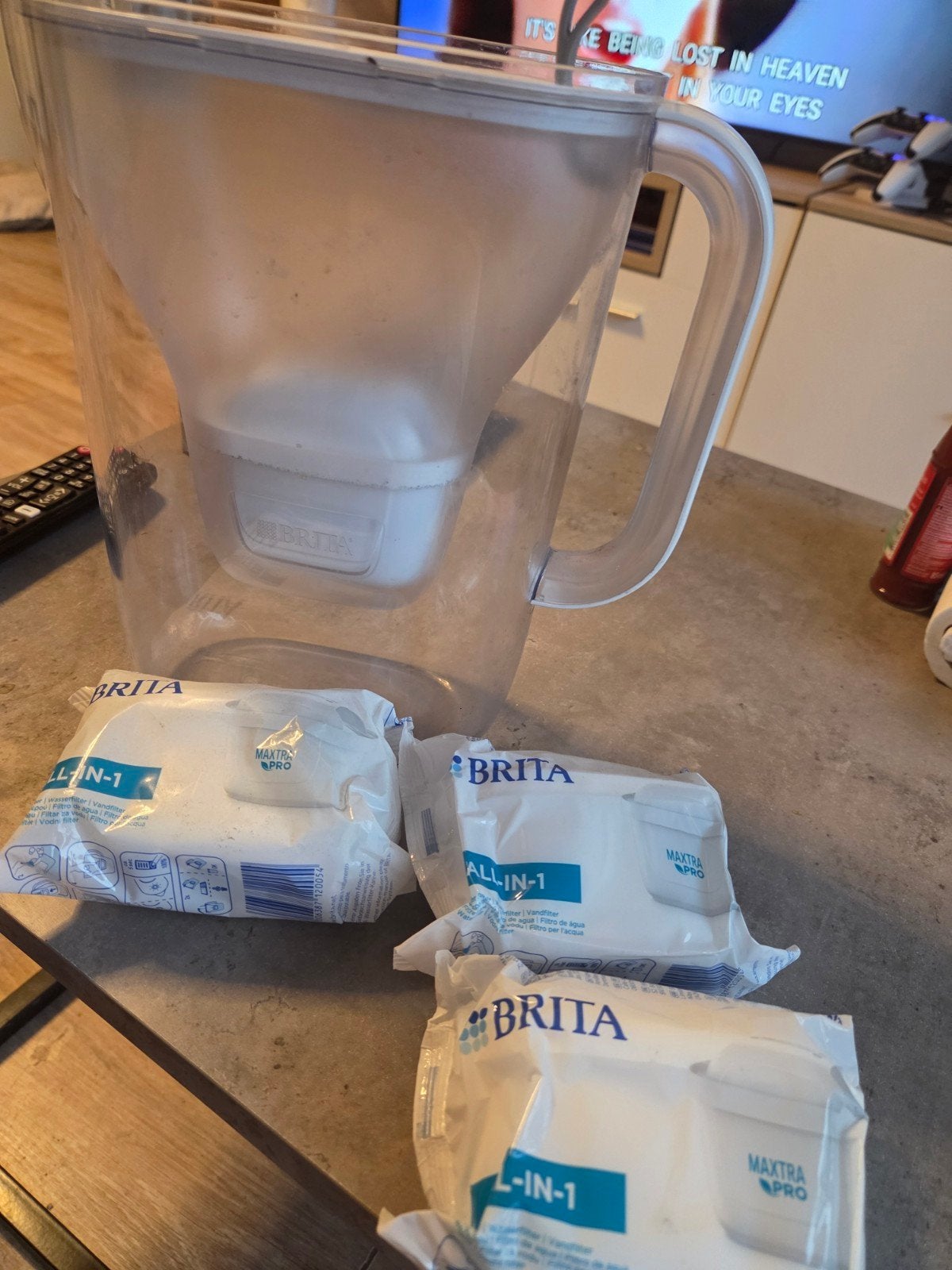 BRITA waterfilterkan met 3 Maxtra Pro filters, Ophalen of Verzenden, Gebruikt