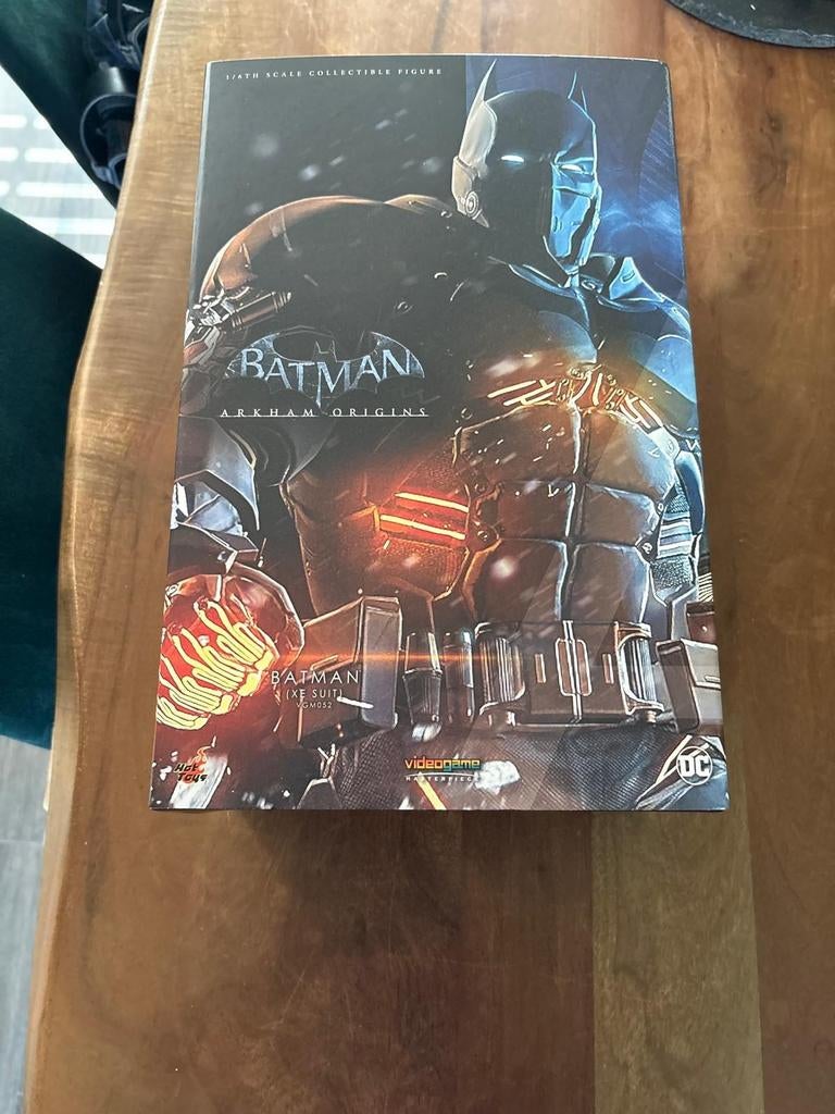 Batman XE Suit Special Edition Arkham Origins Figuur, Ophalen of Verzenden, Zo goed als nieuw
