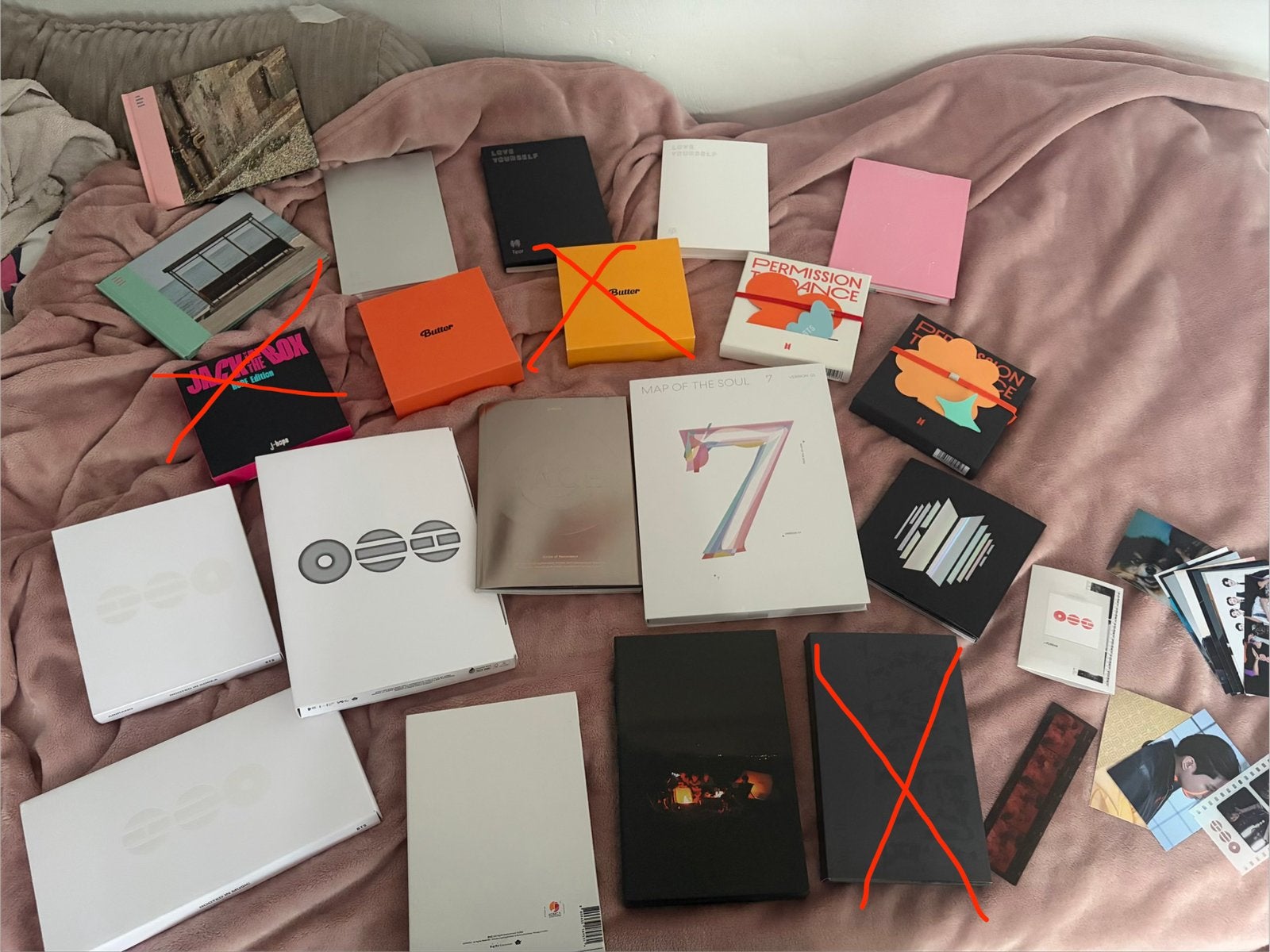 BTS ALBUMS WITH PHOTOCARDS, Ophalen of Verzenden, Zo goed als nieuw, Poster, Artwork of Schilderij