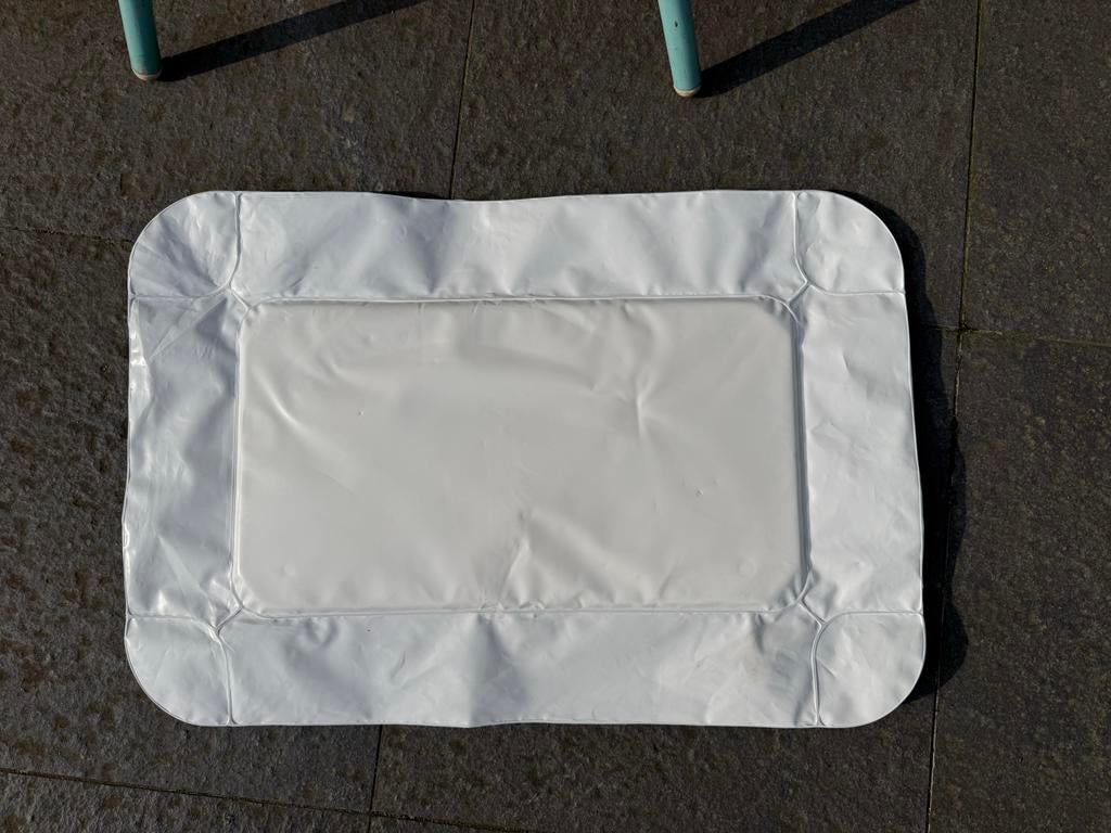 Opblaasbaar baby verschoningsbedje Ikea, Gebruikt, Aankleedkussen, Standaard, Ophalen