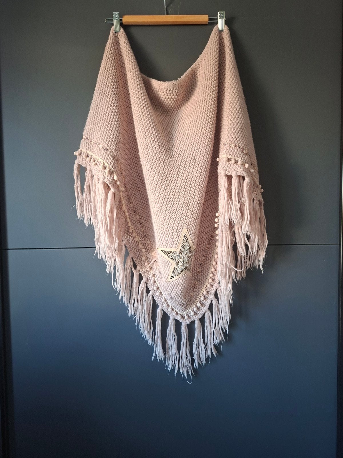 Sjaal / omslagdoek licht roze | Goede staat, Verzenden, Gedragen, Maat 46/48 (XL) of groter, Sjaal