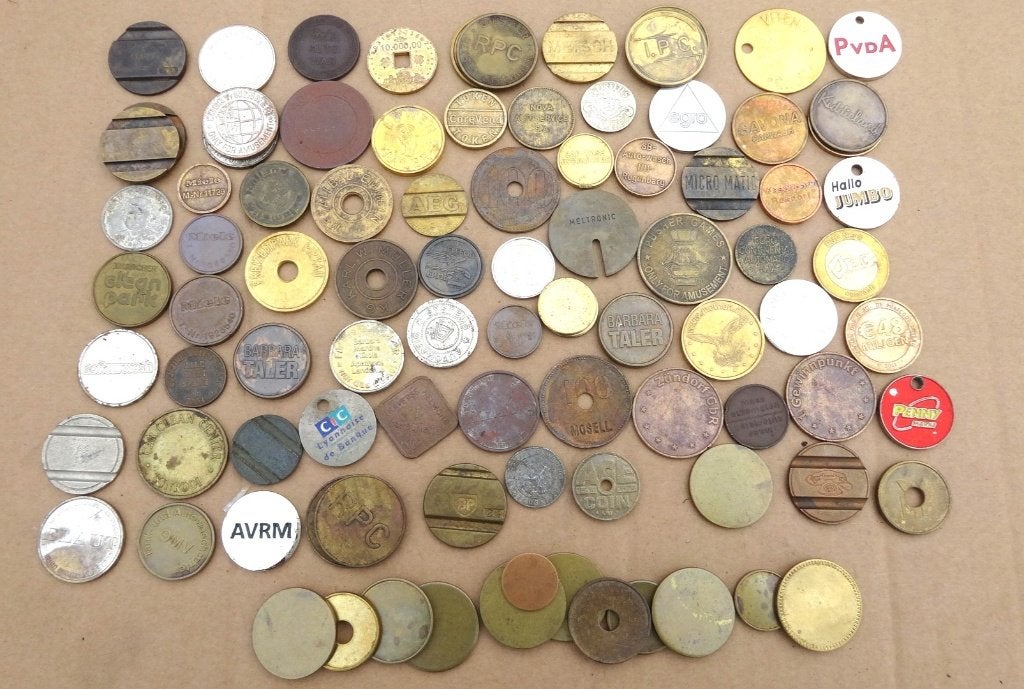Partij penningen tokens consumptie, Ophalen of Verzenden, Overige materialen