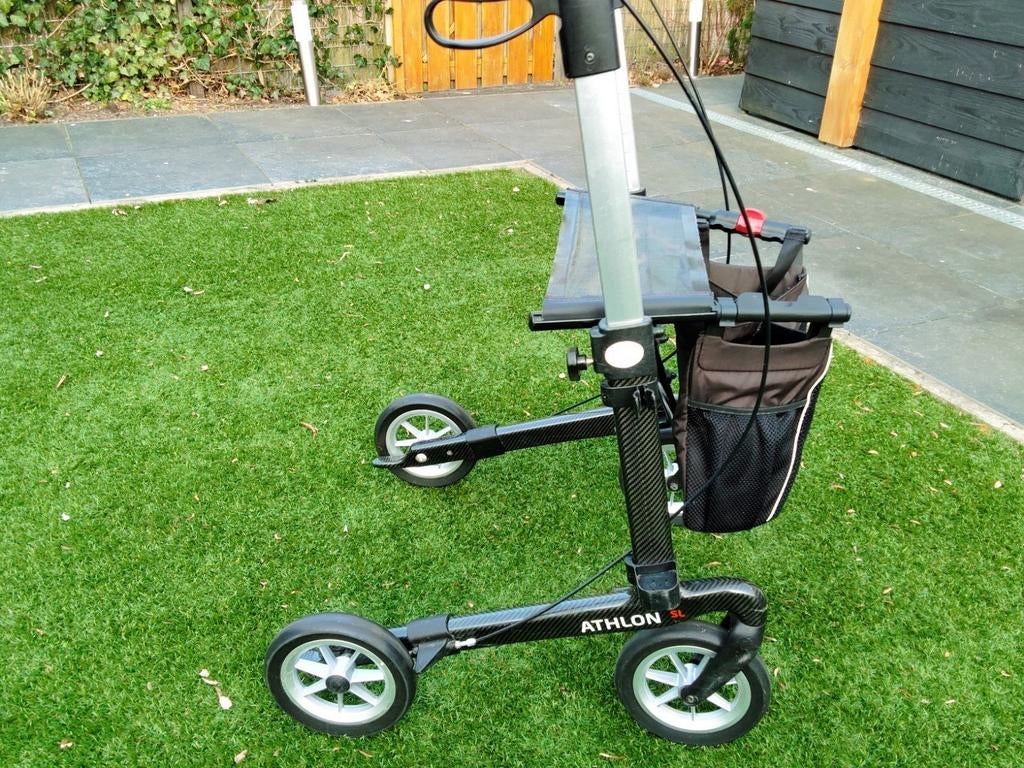 Rollator CARBON ATHLON REHASENCE 5,1kg. M  ultralicht, Ophalen of Verzenden, Opvouwbaar, Zo goed als nieuw