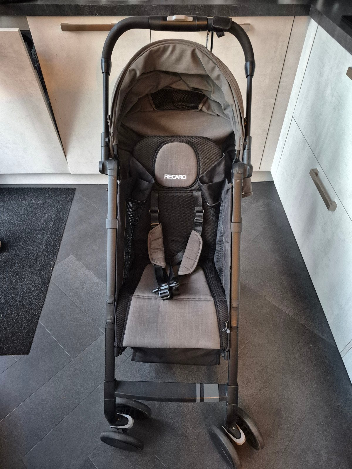 Recaro Easylife buggy - Lichtgewicht en compact, Kinderen en Baby's, Buggy's, Ophalen of Verzenden, Zo goed als nieuw, Overige merken