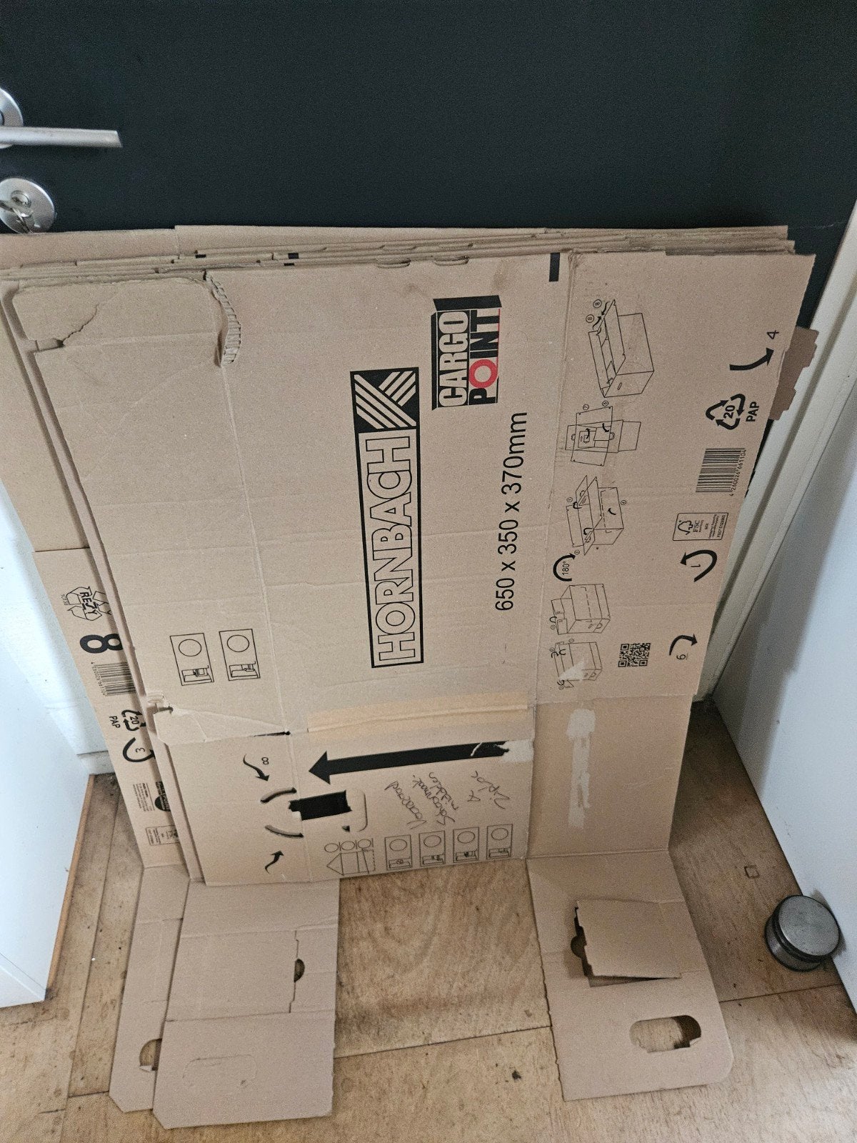 Verhuisdozen: 7 Hornbach en 8 UTS (zeer stevig), Ophalen, 40 tot 60 cm, Opvouwbaar, 50 tot 75 cm