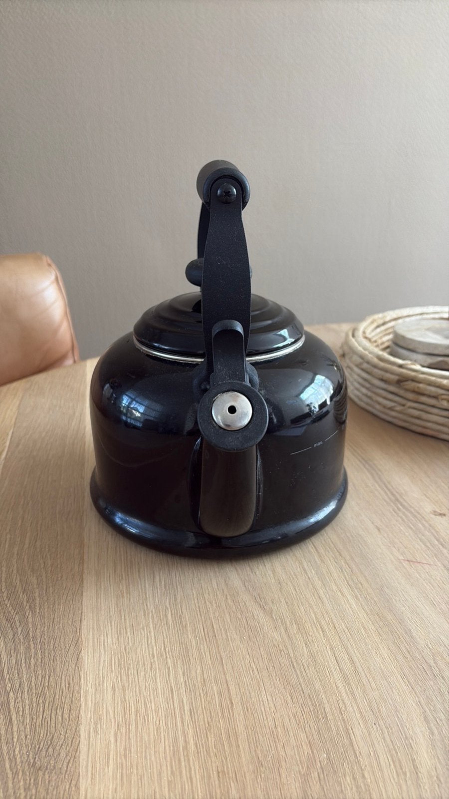 Le creuset fluitketel, Huis en Inrichting, Ophalen, Zo goed als nieuw, Gietijzer