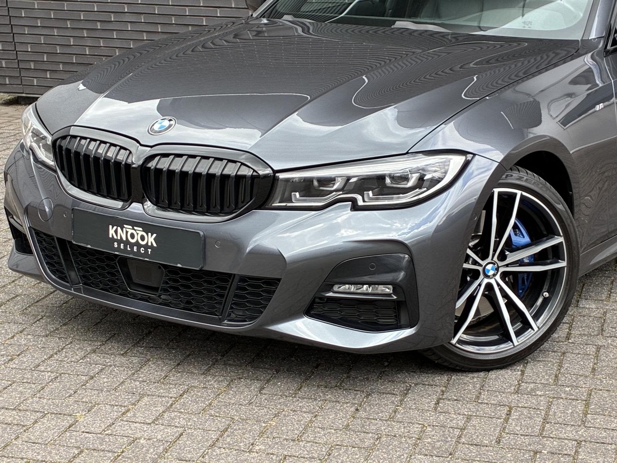 BMW 3-serie Sedan 320i High Executive M Sport Pakket Automaa, Auto's, BMW, Automaat, 1998 cc, Achterwielaandrijving, Gebruikt