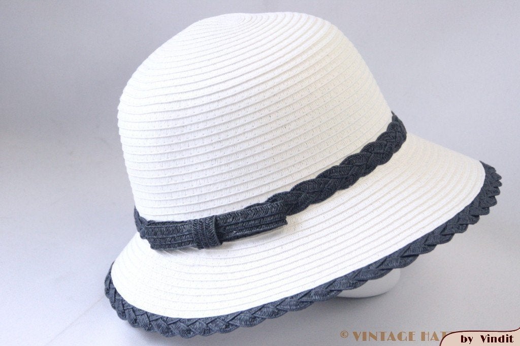 Dames Dophoed Cloche Hawkins wit papier vouwbaar 57 Nieuw, 56 of 57 cm (M, 7 of 7⅛ inch), Hoed, Hawkins, Nieuw
