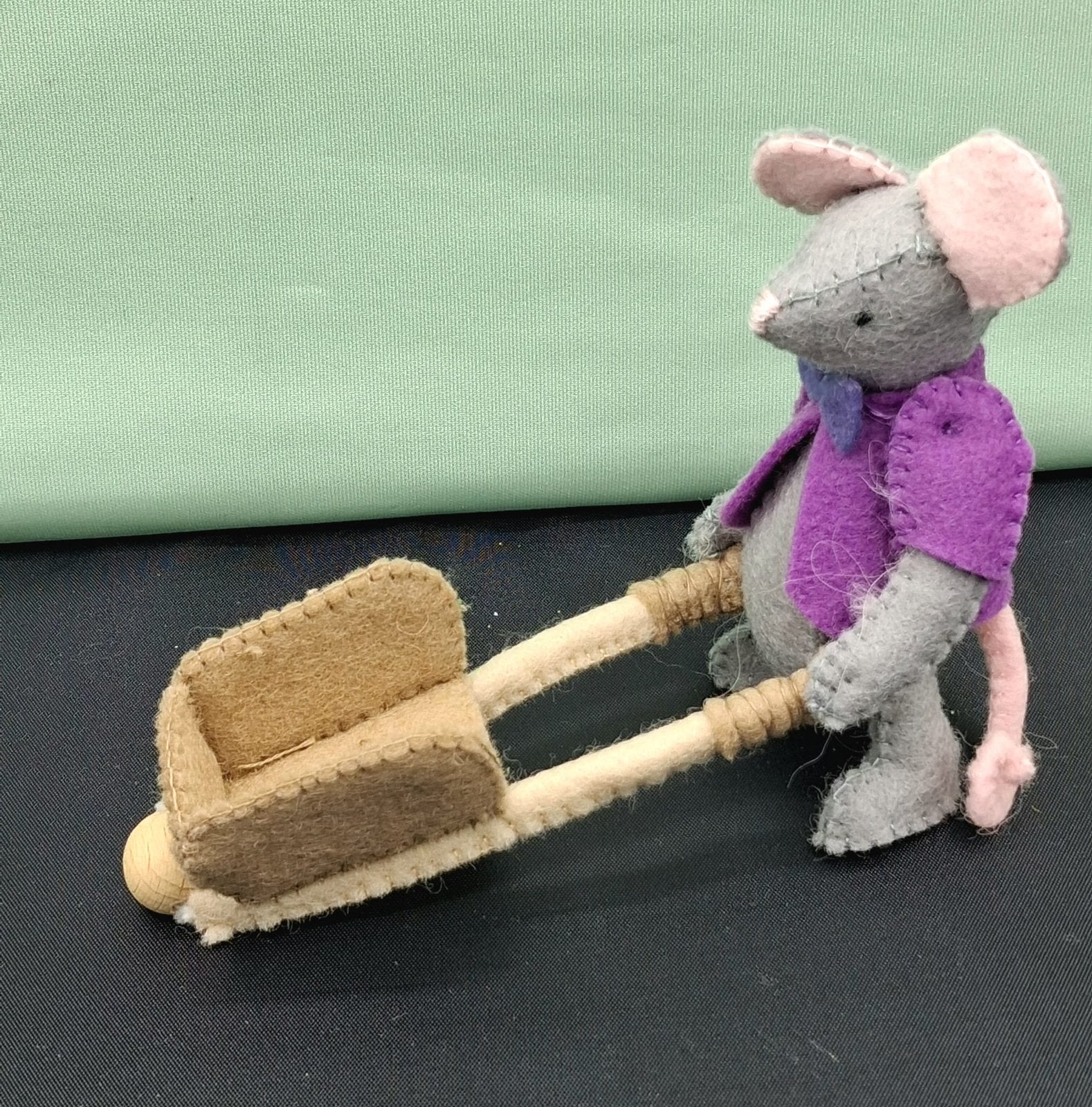 Vilten muis met kruiwagen, Ophalen of Verzenden, Nieuw