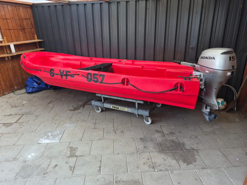 Te koop mooie boot, Watersport en Boten, Ophalen, 10 tot 30 pk, Gebruikt, Viertaktmotor
