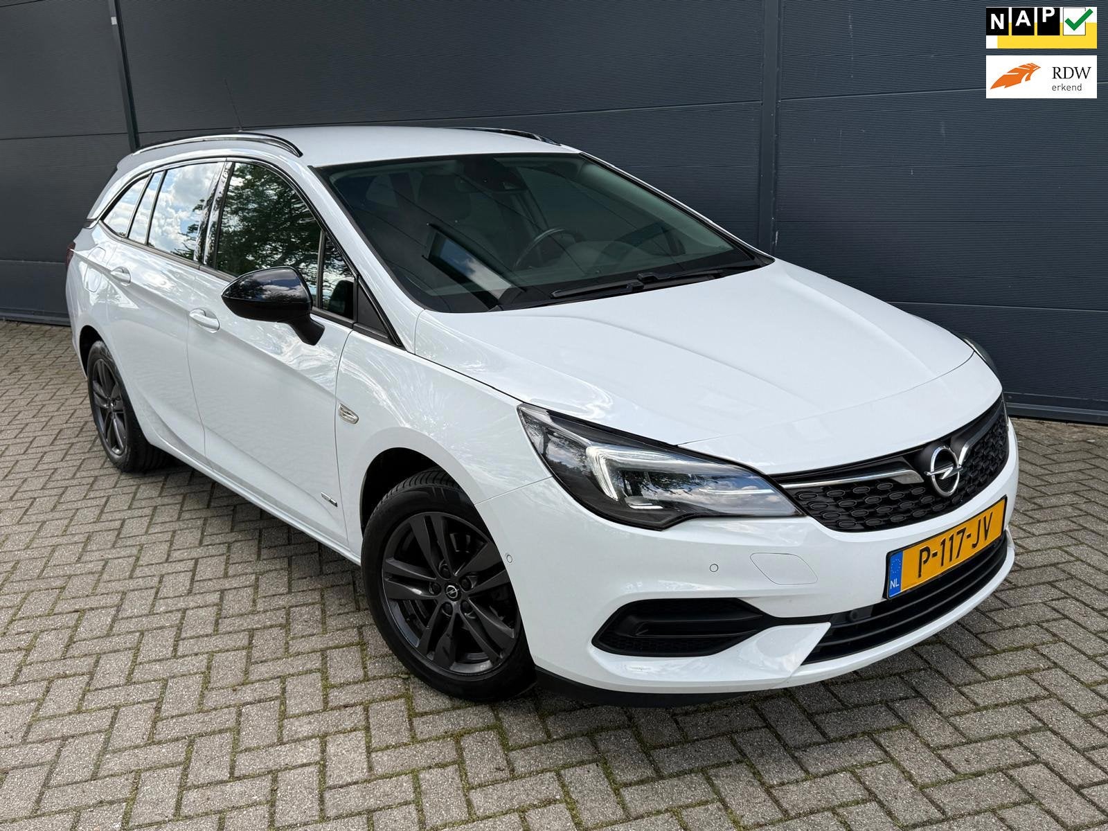 Opel Astra Sports Tourer 1.2 Design/Camera/Carplay/Airco/cru, Auto's, Voorwielaandrijving, Gebruikt, Euro 6, 1199 cc