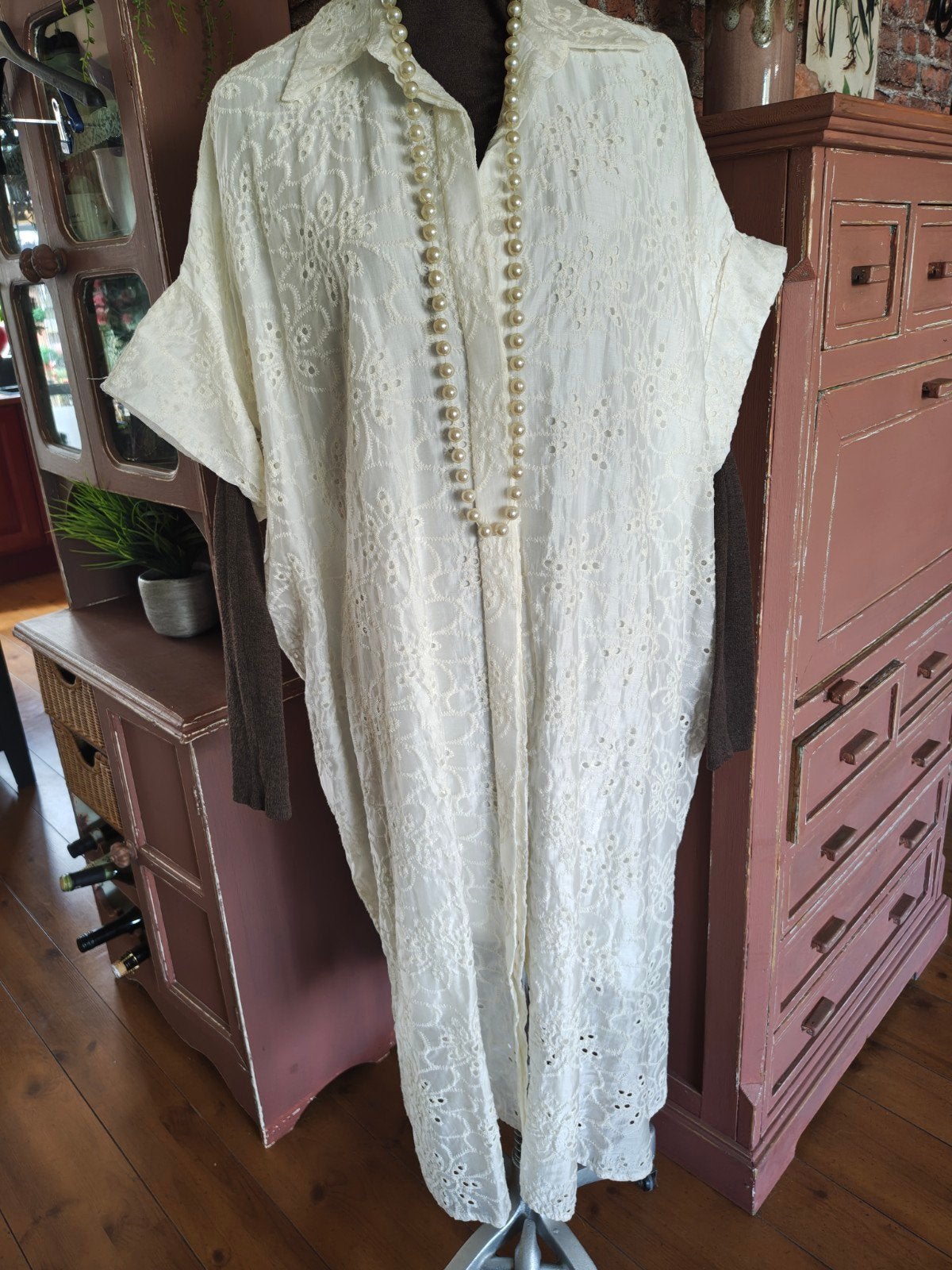 lange jurk off white maat xxl 44 46 48 50 52 broderie  gesti, Kleding | Dames, Grote Maten, Ophalen of Verzenden, Nieuw, Wit, Jurk