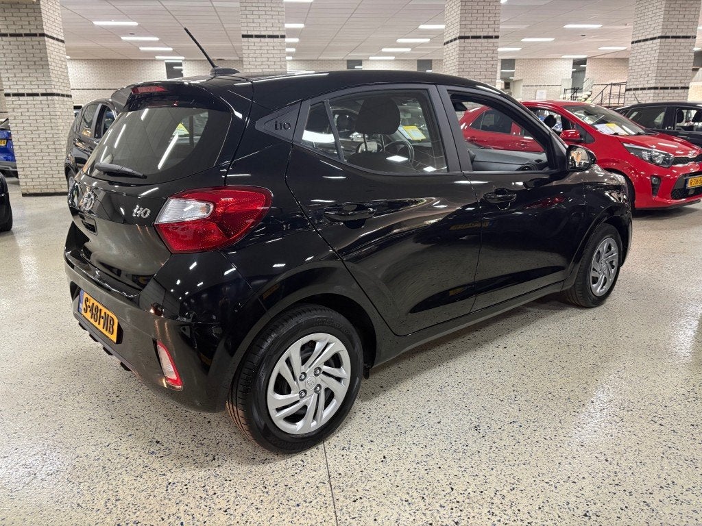 Hyundai I10 1.0 Navigatie Apple Android Camera Airco USB, Voorwielaandrijving, Gebruikt, 899 kg, Met garantie (alle)