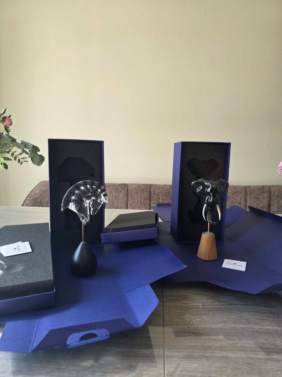 Swarovski elegance of africa zebra- en olifantenhoofd, Verzamelen, Swarovski, Ophalen of Verzenden, Zo goed als nieuw, Figuurtje