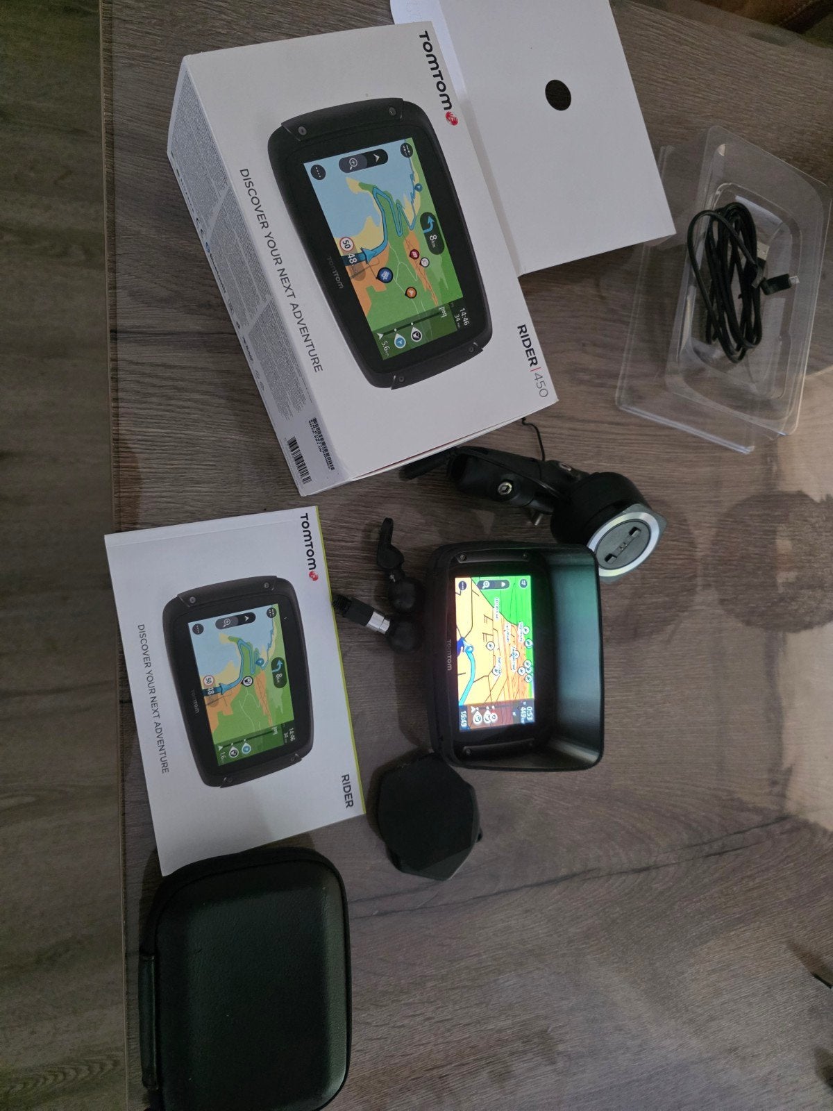 TomTom Rider 450 motor navigatie (zonder laadkabel), Ophalen of Verzenden, Gebruikt